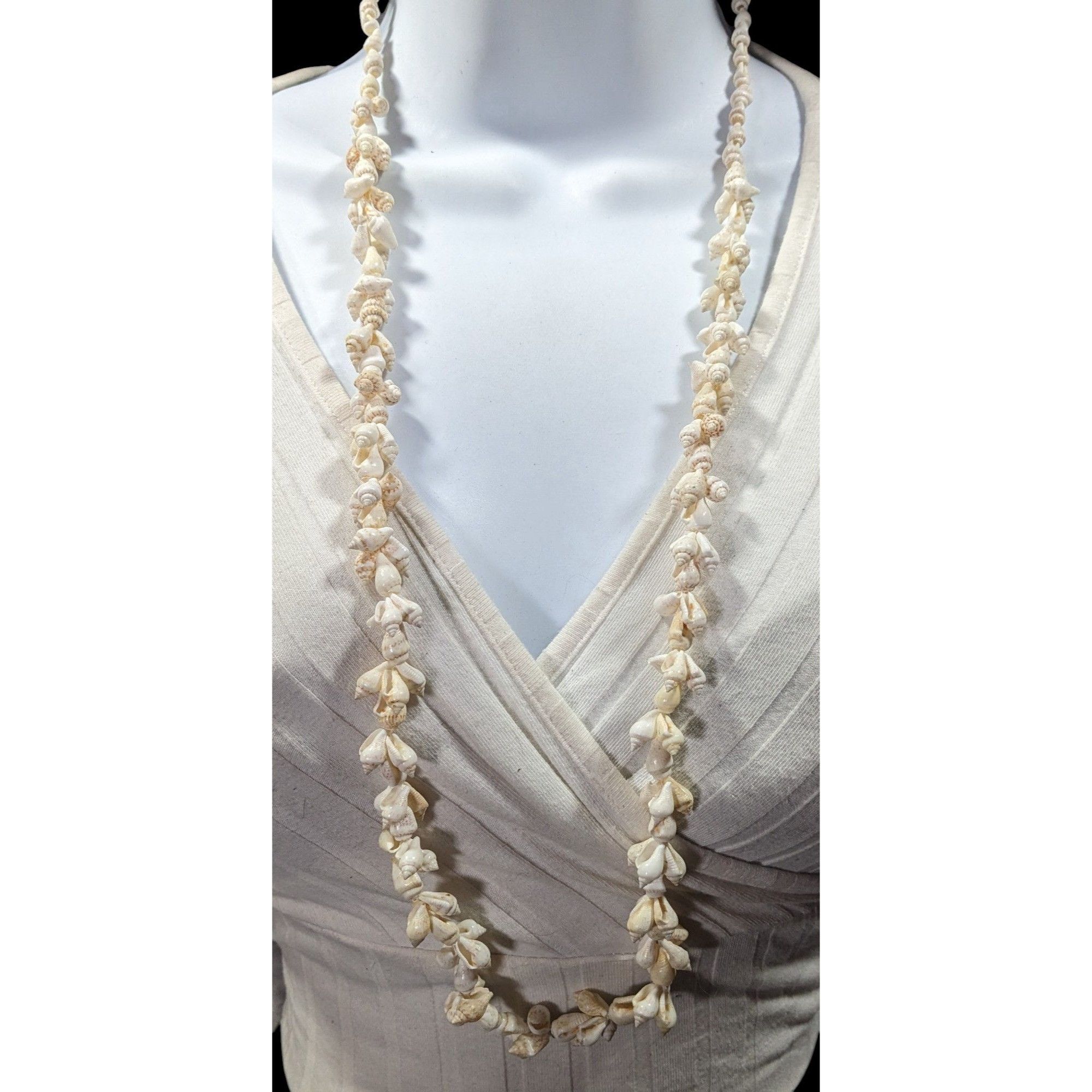 Other Mermaidcore Summer Beachy Cream Seashell Necklace Size ONE SIZE - 2 Thumbnail