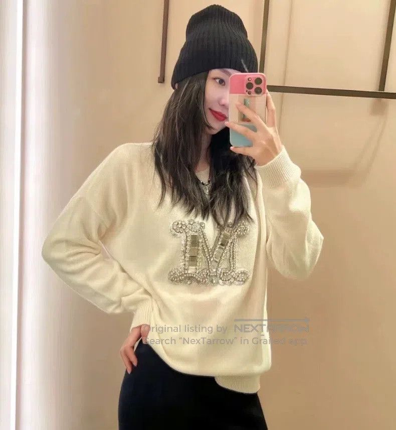 Max Mara Max Mara Beige Letter Diamond Embellished Cashmere Round N Size M / US 6-8 / IT 42-44 - 8 Thumbnail