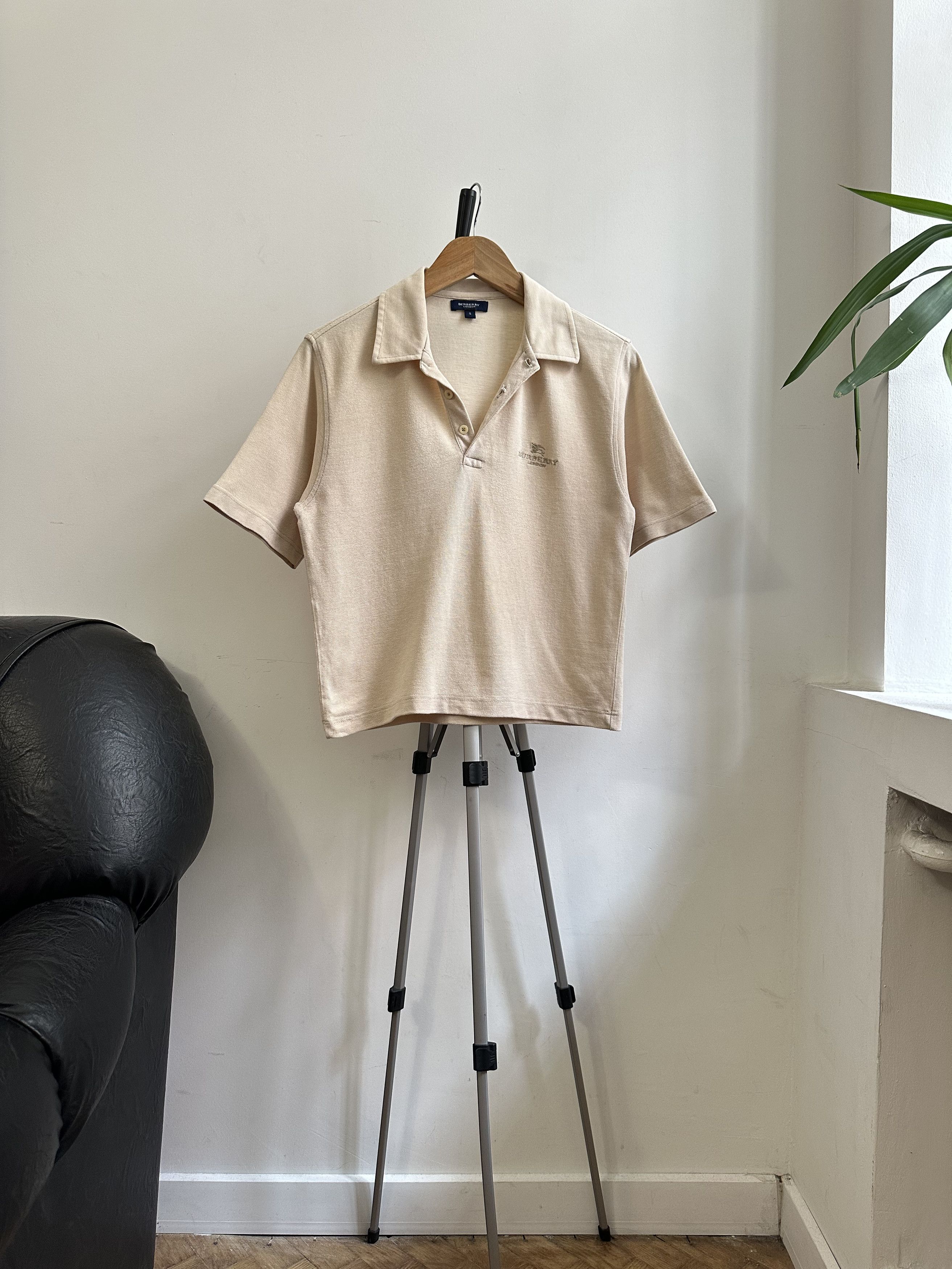 Burberry Burberry Beige Crop Polo Size M / US 6-8 / IT 42-44 - 1 Thumbnail