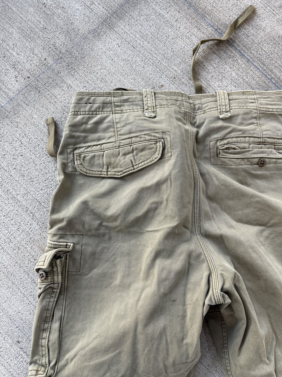 Abercrombie & Fitch Military tan quality cargo pant Size US 34 / EU 50 - 8 Thumbnail