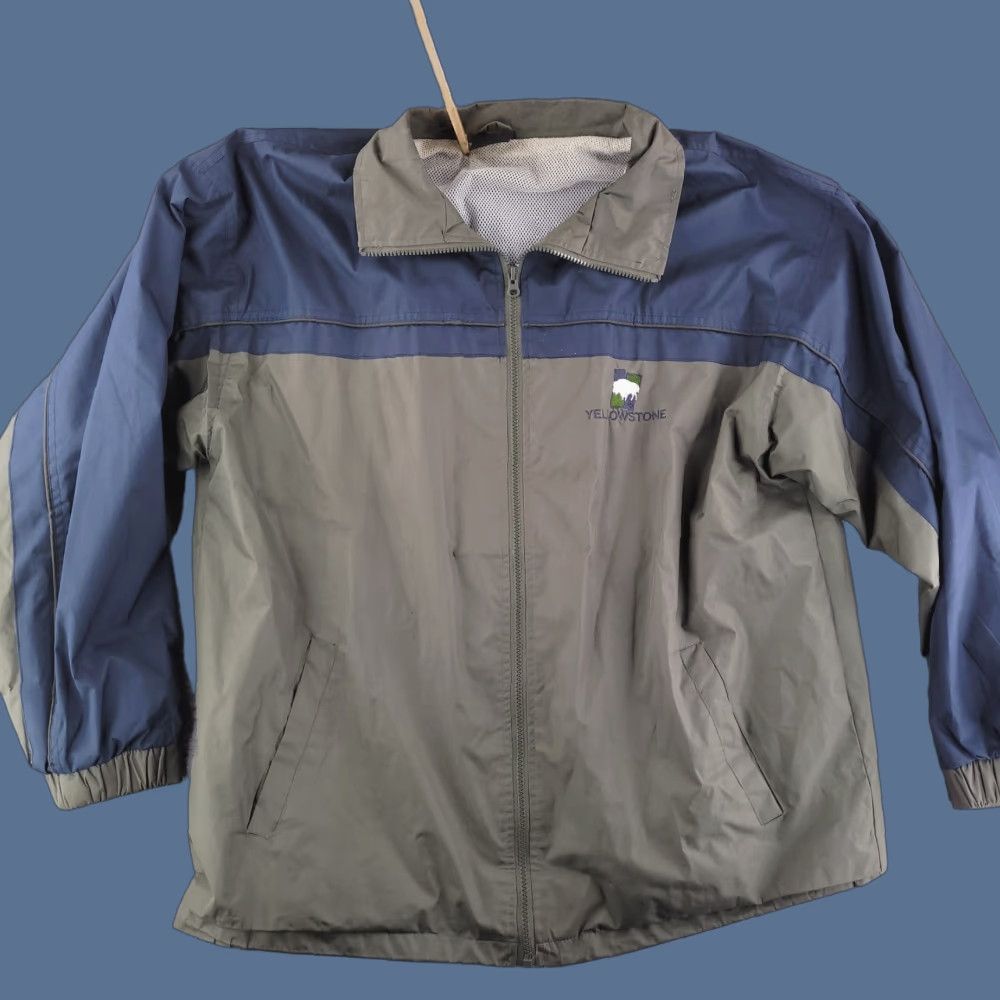 Vintage VINTAGE Yellowstone National Park Jacket Mens XL Brown Blue Size US XL / EU 56 / 4 - 1 Thumbnail
