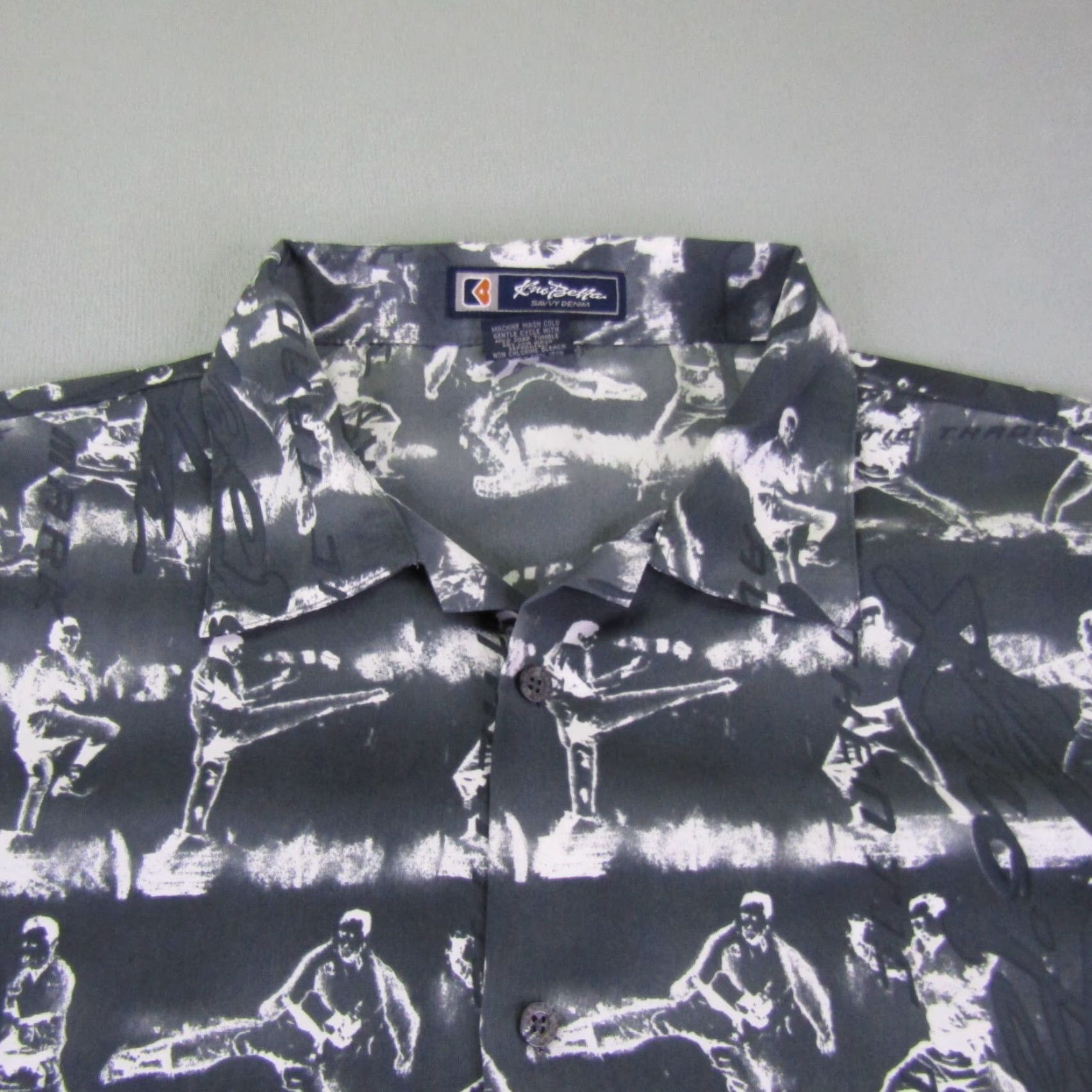Vintage VINTAGE Kno Betta Shirt Mens 2XL Gray Button-Up Collared Short Sleeve Graphic Print Classic Kn / 90s Size US XXL / EU 58 / 5 - 2 Thumbnail