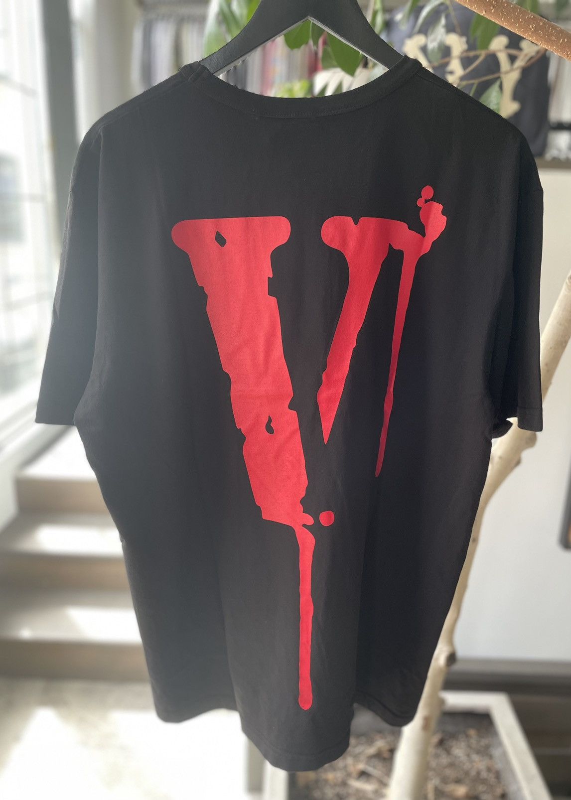 Vlone Vione Laugh Now Cry Later T-shirt Size US XL / EU 56 / 4 - 4 Thumbnail