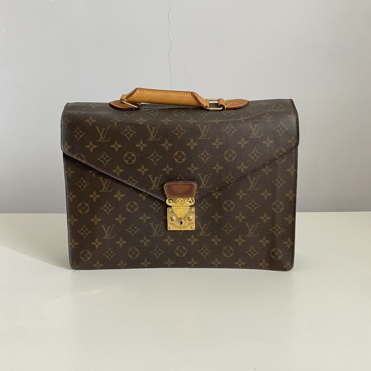 Louis Vuitton Louis vuitton monogram serviette bag Size ONE SIZE - 1 Thumbnail