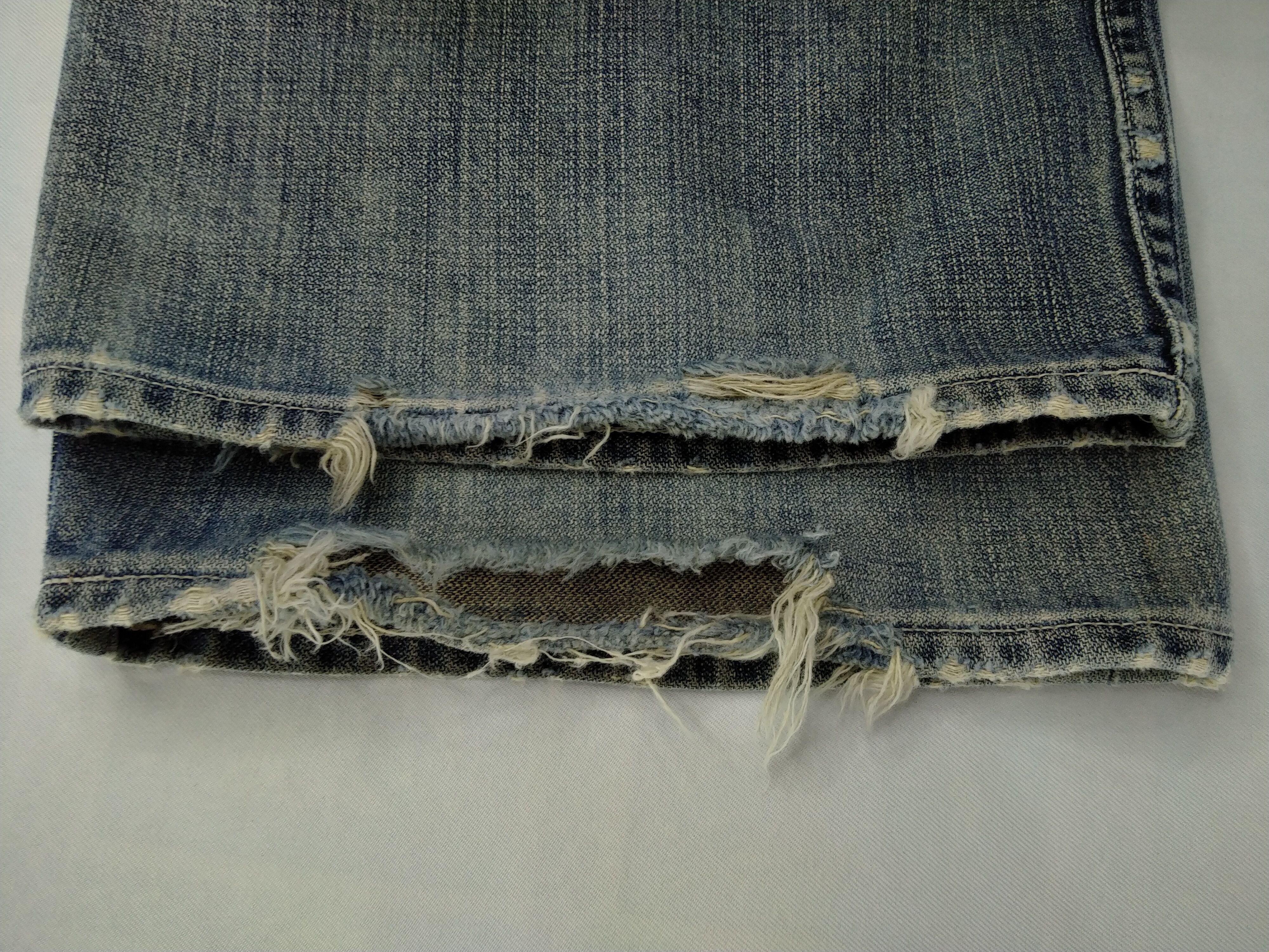 Levi's Faded Blue Vintage Levi's 504 Jeans 31x32.5 Denim -JN1072 Size US 31 - 11 Thumbnail