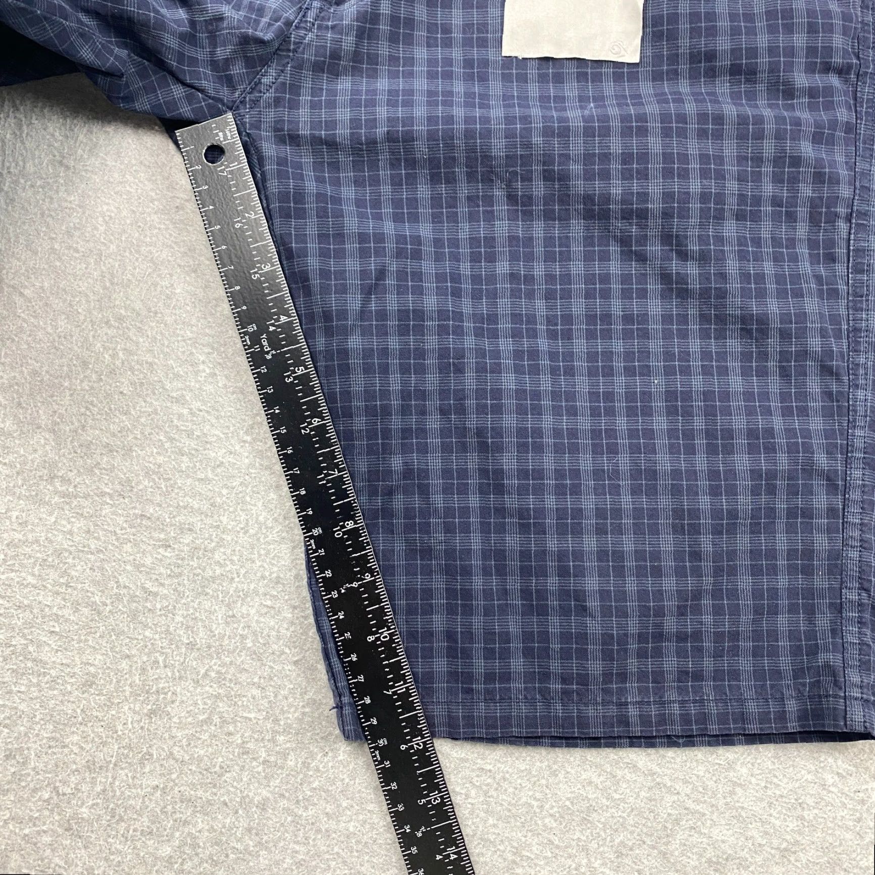 Vintage Craghoppers Shorts Mens 34 Blue Check Plaid Flat Front Pockets Glasses Wipe Size US 34 / EU 50 - 6 Thumbnail