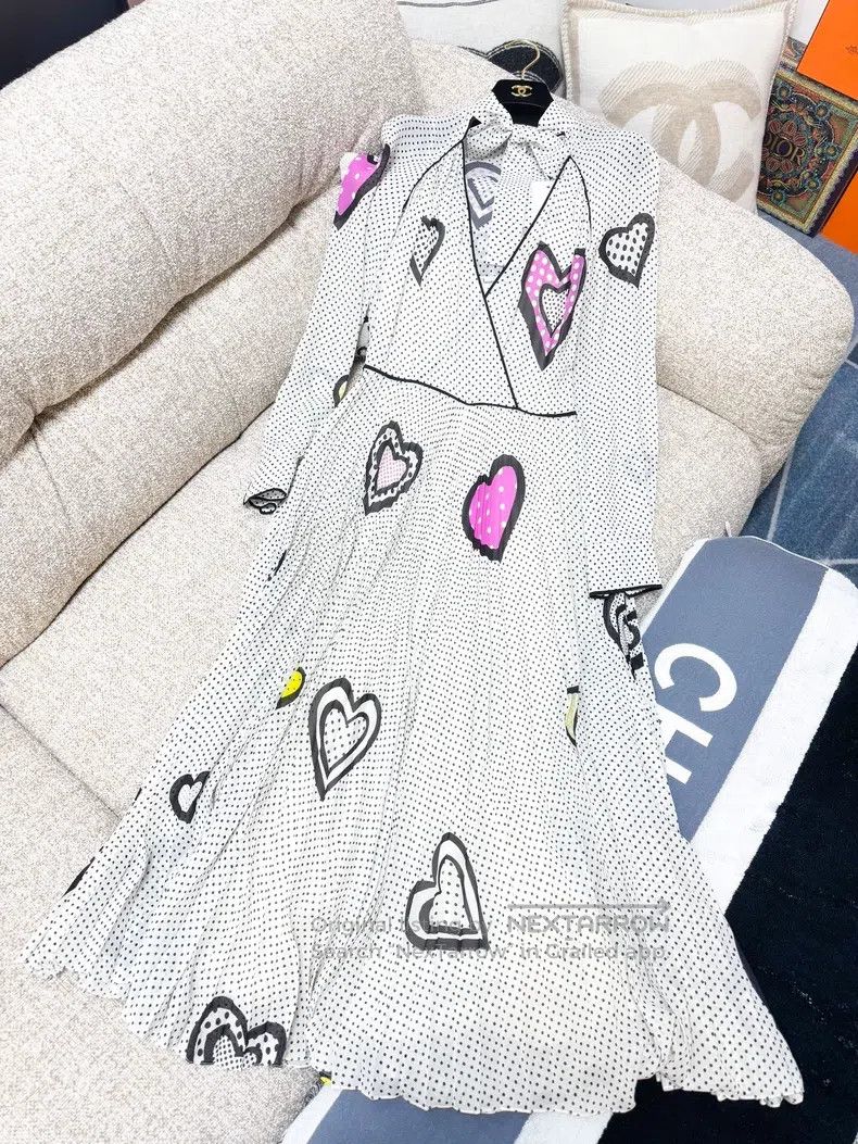 Dior Dior Black and white pola dot colorful graffiti heart patt Size XS / US 0-2 / IT 36-38 - 1 Thumbnail