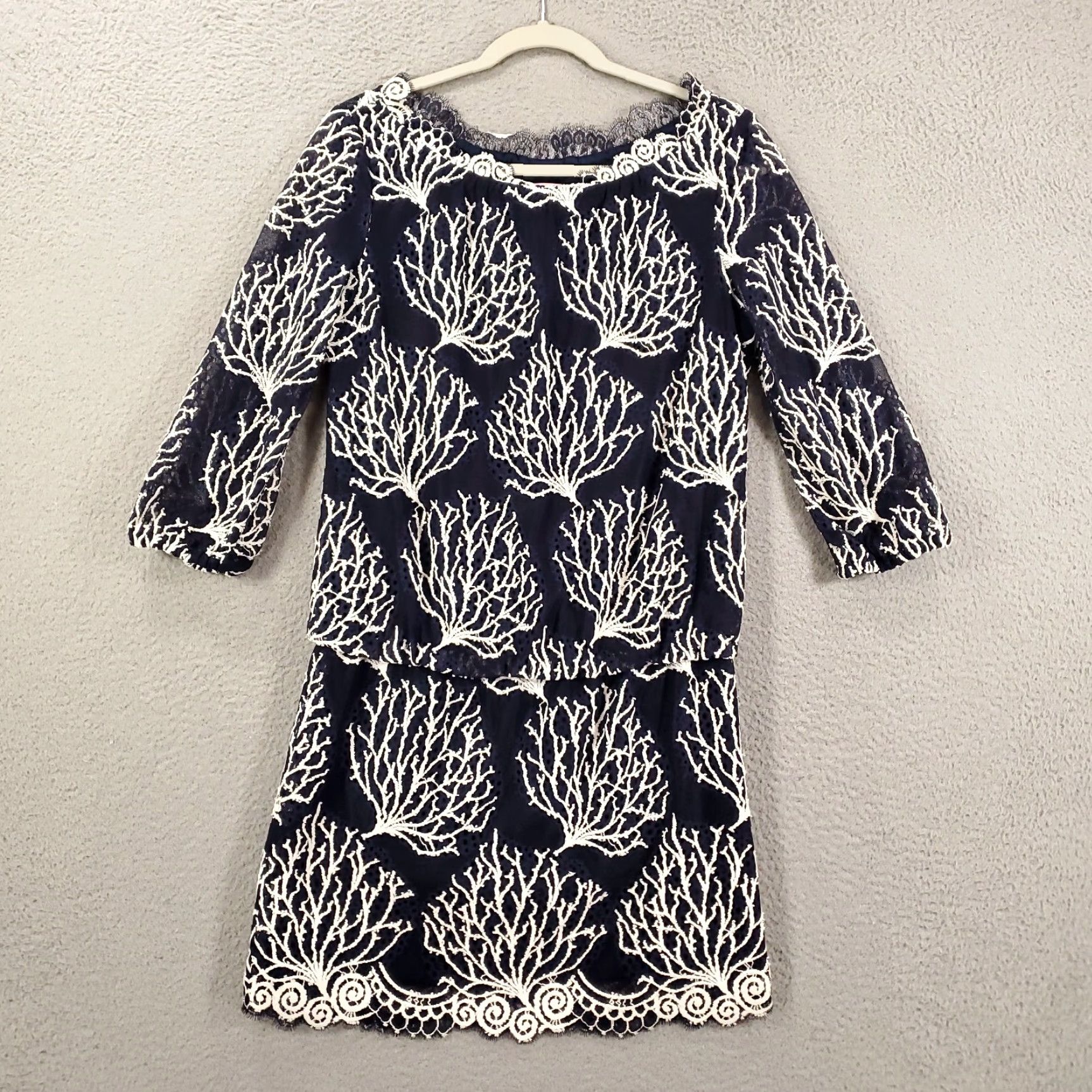 Lilly Pulitzer Lily Pulitzer Dress Womens 2 Blue White Seaside Coral Lace Embroided Accent Size XS / US 0-2 / IT 36-38 - 4 Thumbnail