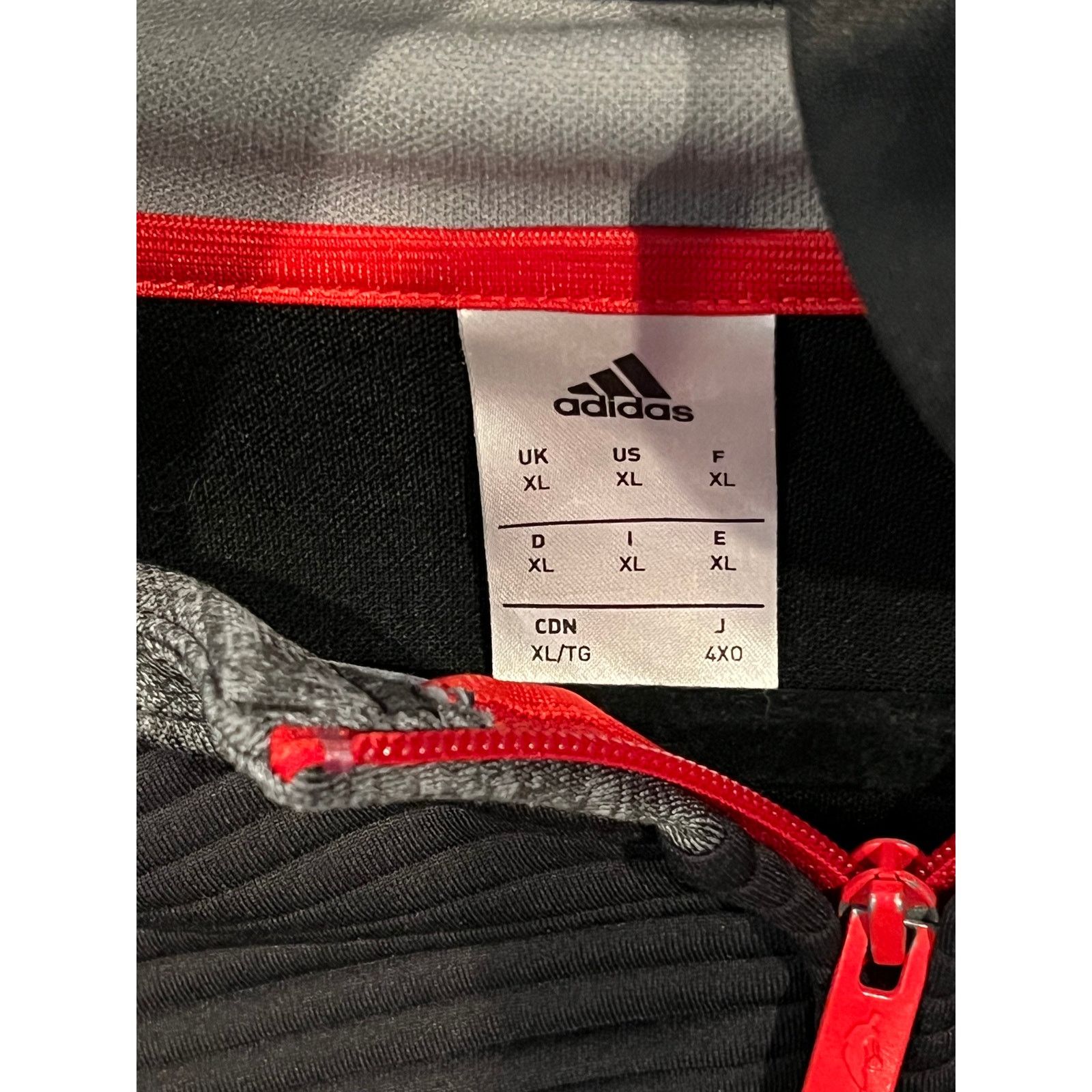 Adidas Vintage 2000's Chicago Bulls Adidas Full ZIp Hoodie Mens XL Size US XL / EU 56 / 4 - 3 Thumbnail