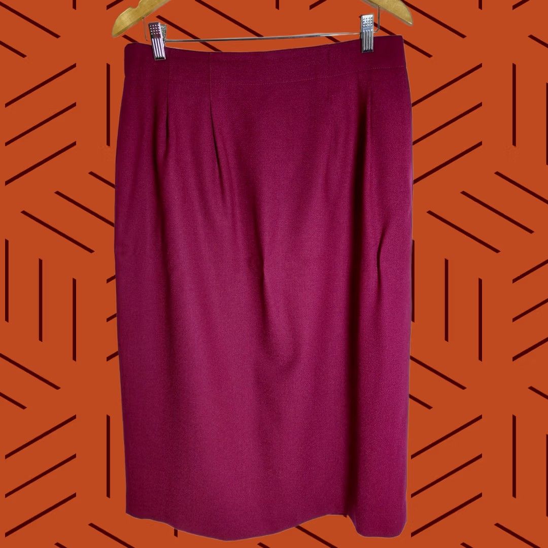 Vintage VINTAGE Gianni Sport Skirt Women 16 Wool Pink Knee Length Lined Zipper USA Solid, A-Line, Formal, Business, Dry Clean Only, 100% Wool Size 38" / US 16 / IT 52 - 1 Thumbnail