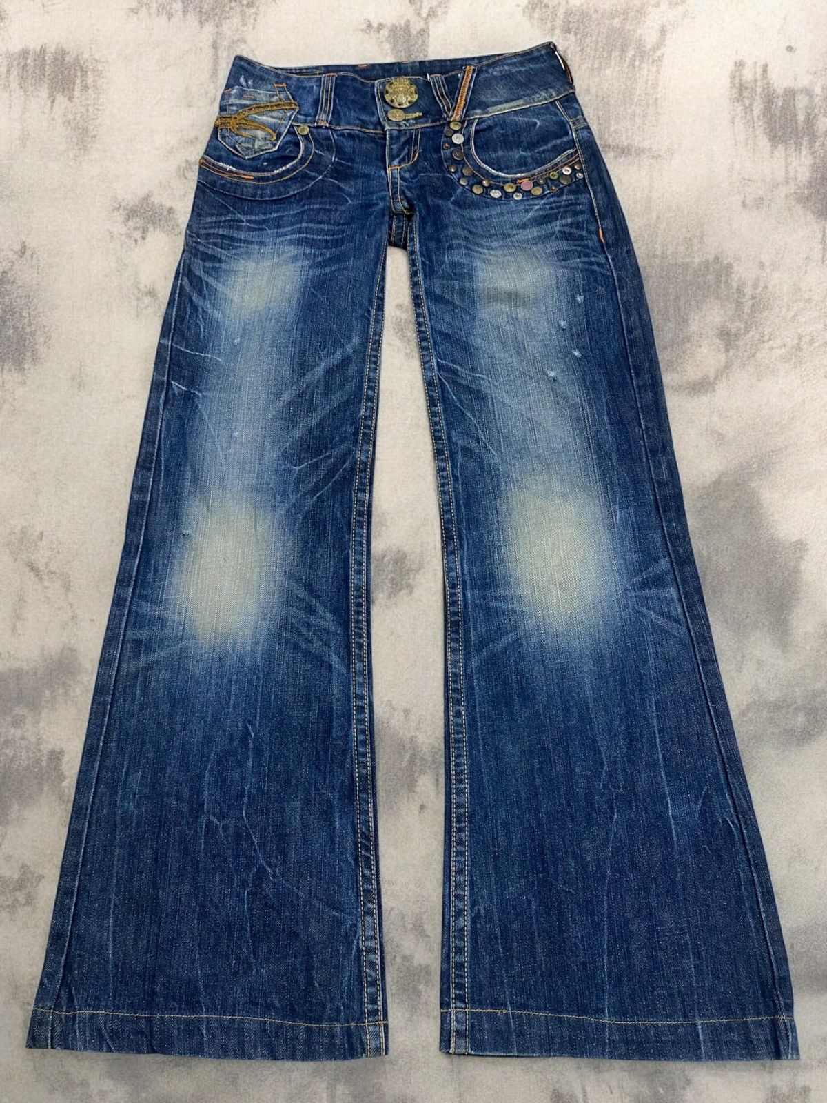 Japanese Brand × Le Grande Bleu (L.G.B.) × Tornado Mart Flare Red Pepper Denim Unique Embellished Pocket Mud Washed Size US 28 / EU 44 - 1 Thumbnail