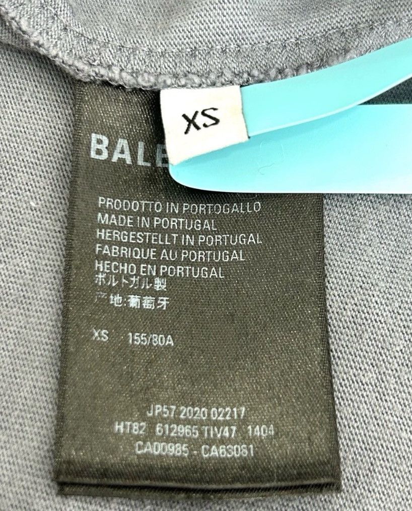 Balenciaga Balenciaga logo letter band portrait print round neck gray Size XS / US 0-2 / IT 36-38 - 8 Thumbnail