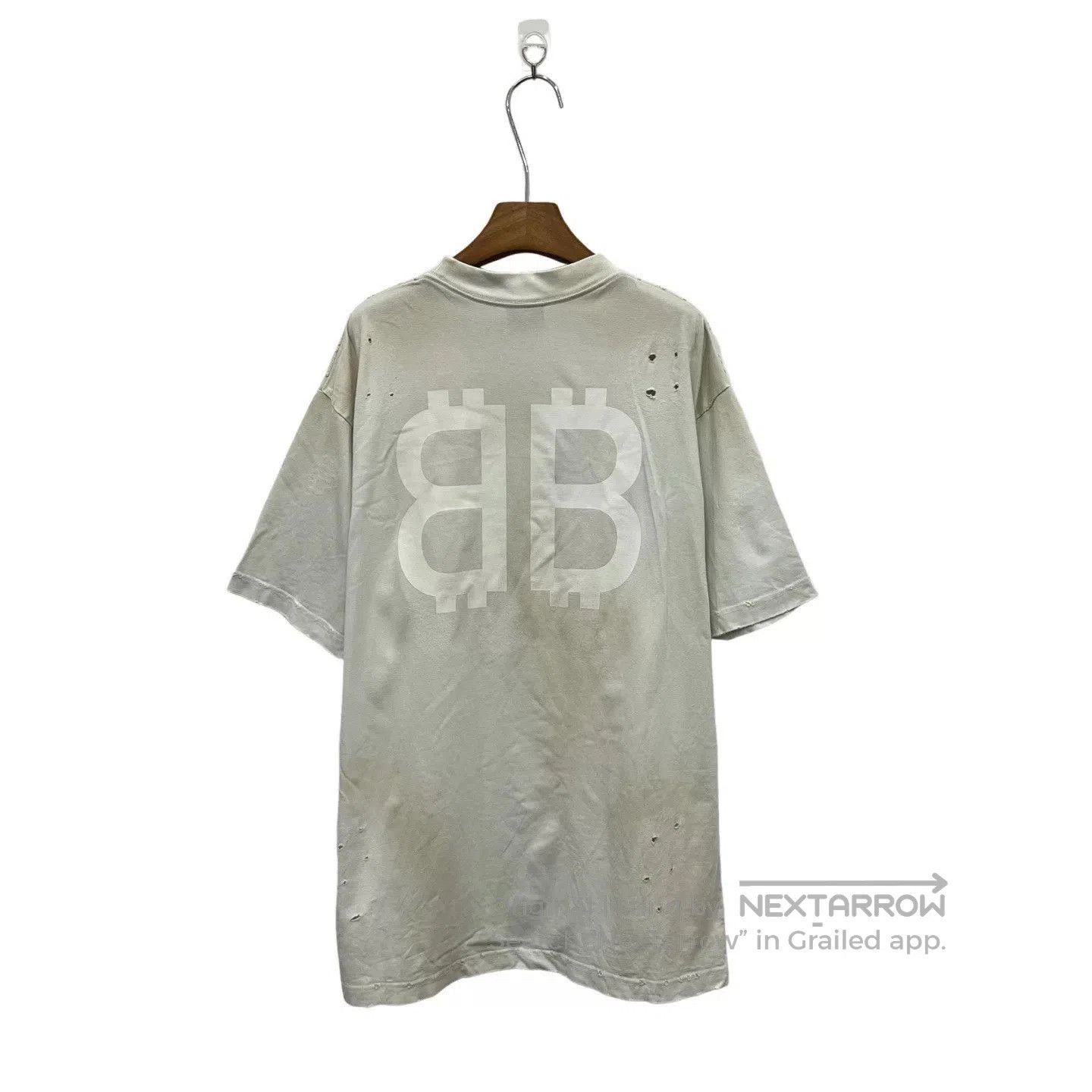 Balenciaga Balenciaga Bitcoin Distressed Short Sleeve. Size US L / EU 52-54 / 3 - 3 Thumbnail