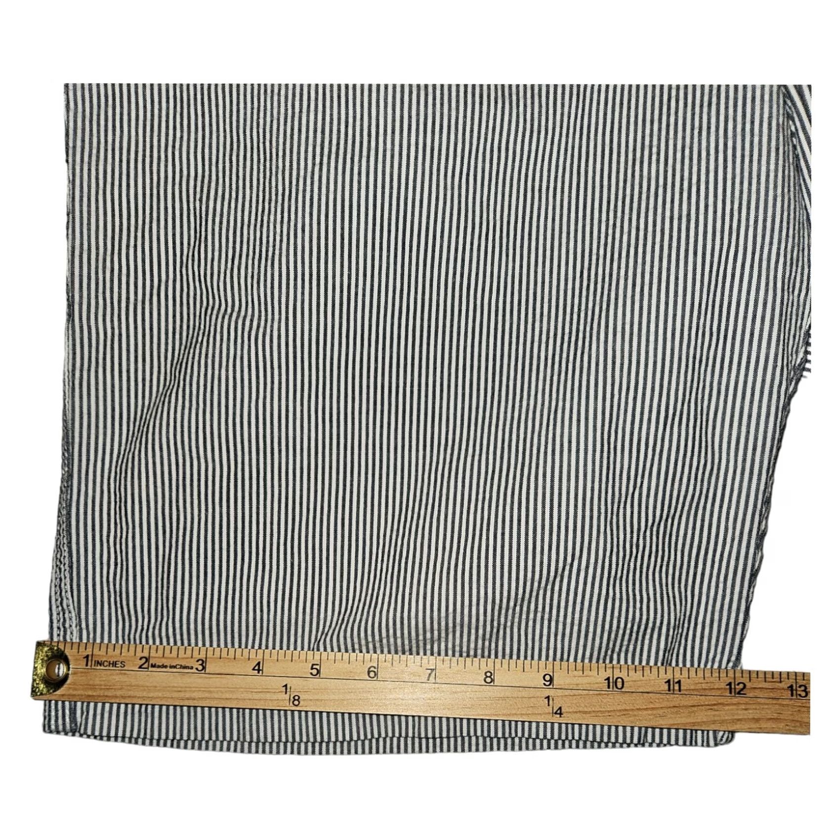 Izod IZOD Chino Shorts Mens 38 Blue White Striped Slash Pockets Casual Golf Size US 38 / EU 54 - 6 Thumbnail