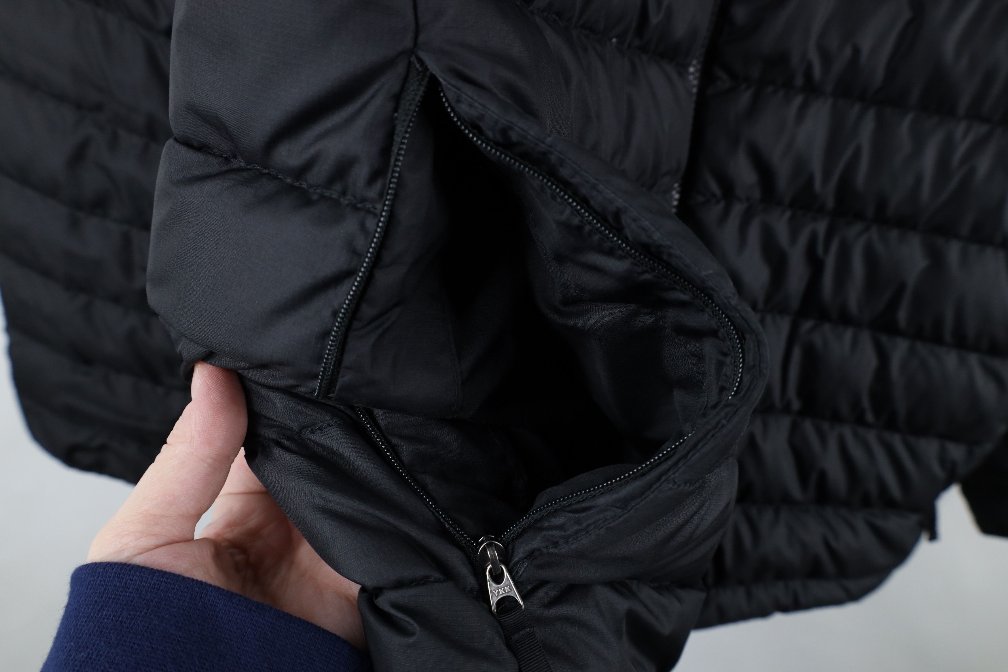 The North Face × Vintage The North Face Spell Out Flare Duck Down Puffer Jacket Size US L / EU 52-54 / 3 - 7 Thumbnail