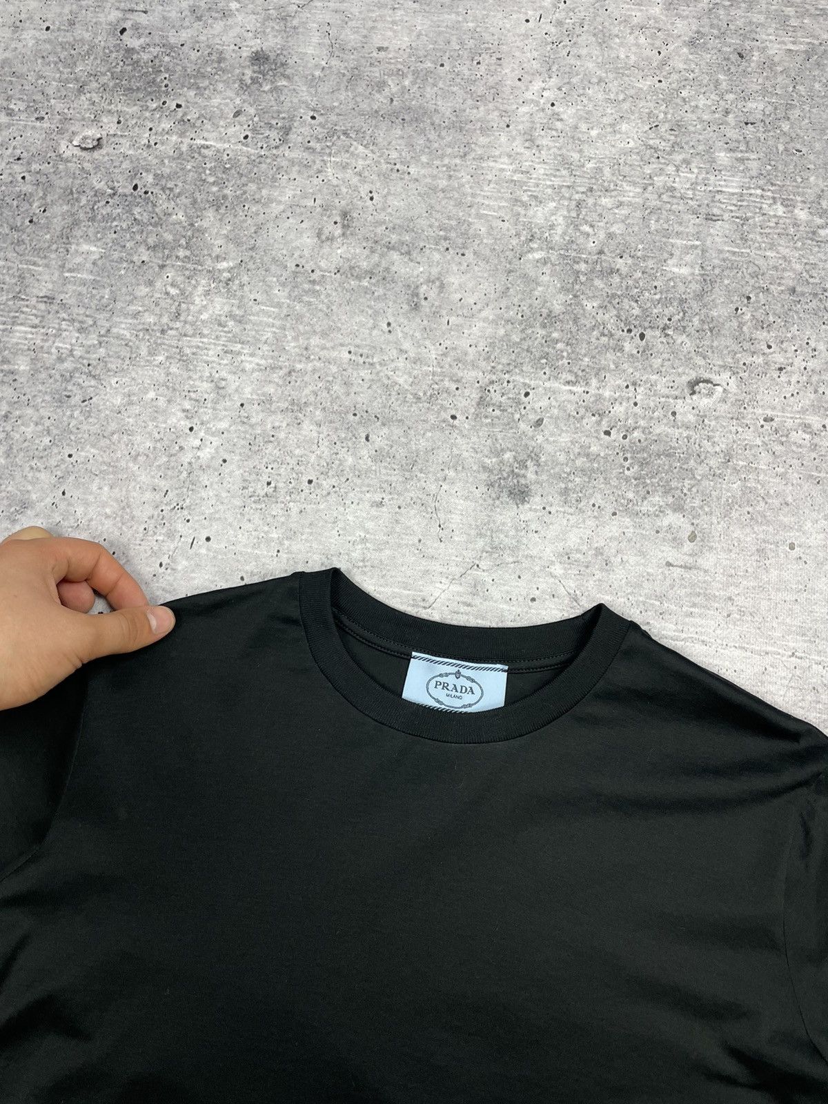 Prada Vintage Prada Milano Black Classic Luxury Rare T- Shirt Tee Size XS / US 0-2 / IT 36-38 - 7 Thumbnail