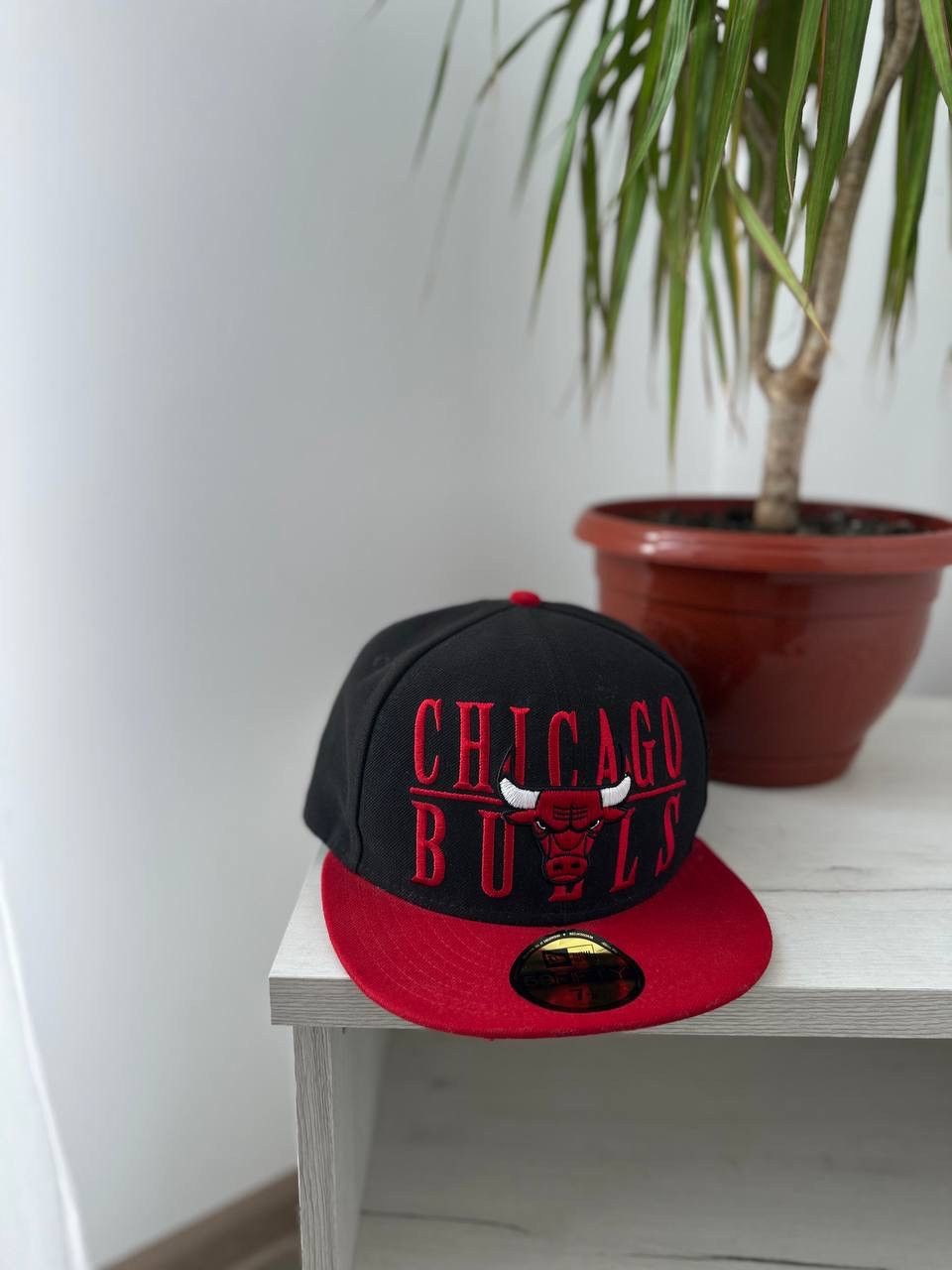 NBA × Vintage Vintage Chicago Bulls Red NBA Cap Size ONE SIZE - 1 Thumbnail
