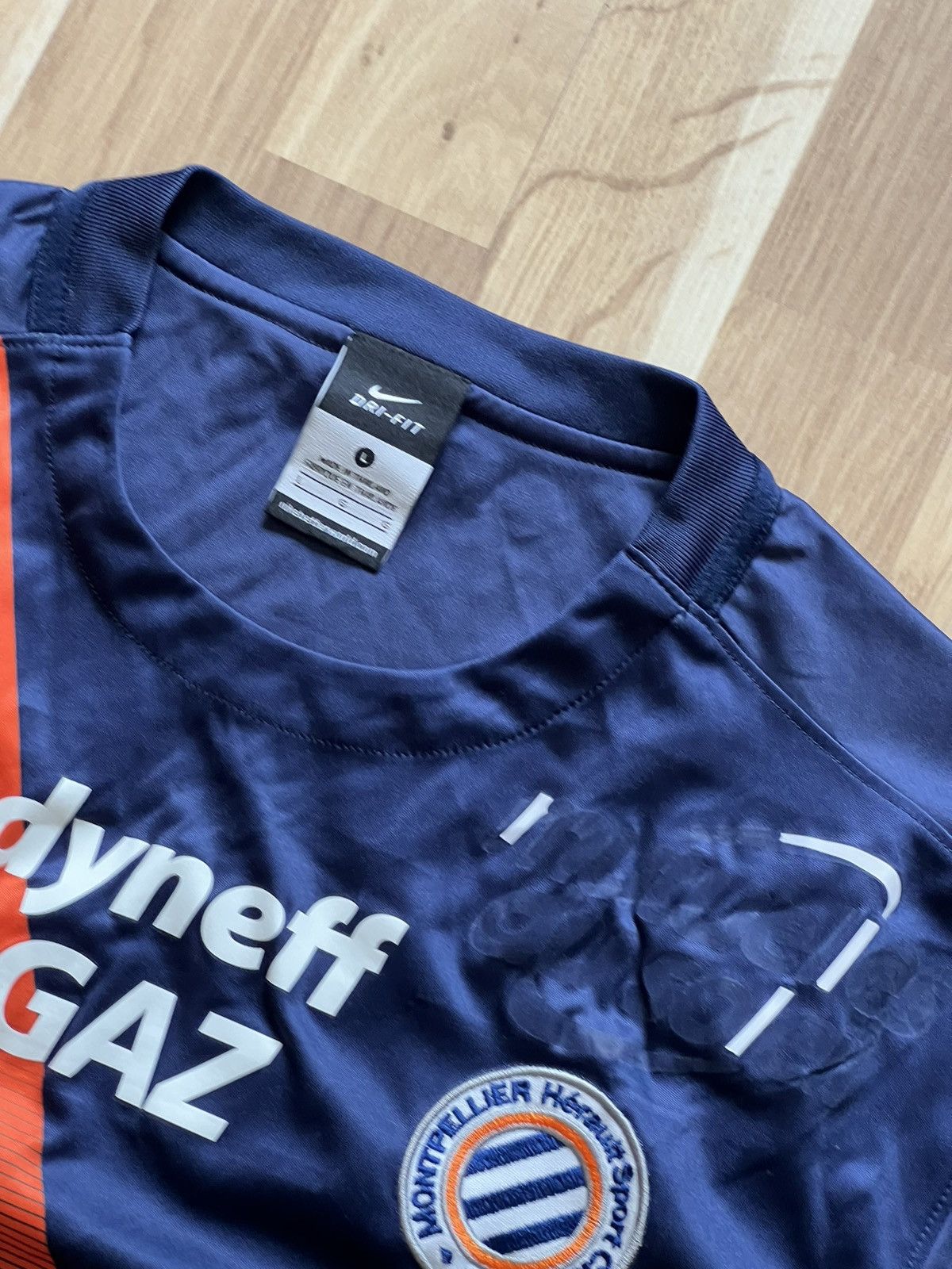 Nike Nike vintage montpellier 2016 football jersey rare y2k styl Size US L / EU 52-54 / 3 - 5 Thumbnail