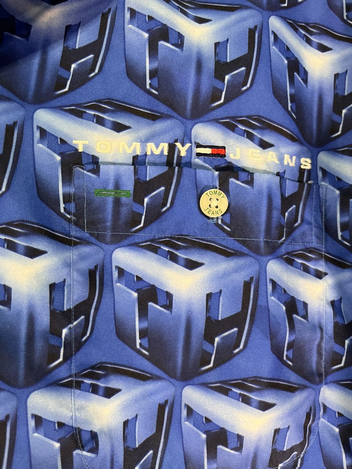 Tommy Jeans Tommy jeans blue cube button up Size US M / EU 48-50 / 2 - 3 Thumbnail