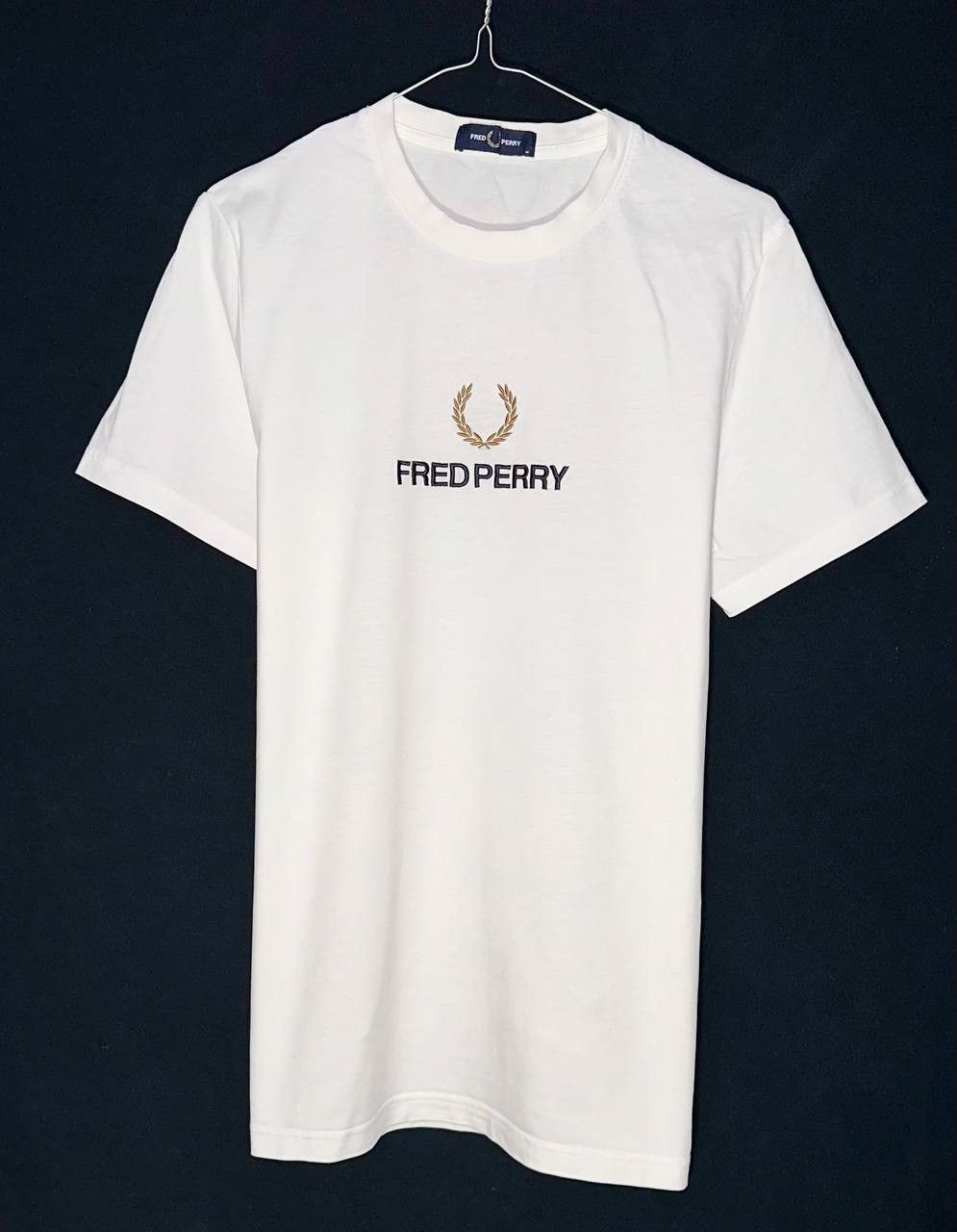Fred Perry FRED PERRY big embroidered logo T-Shirt laurel wreath Size US M / EU 48-50 / 2 - 1 Thumbnail