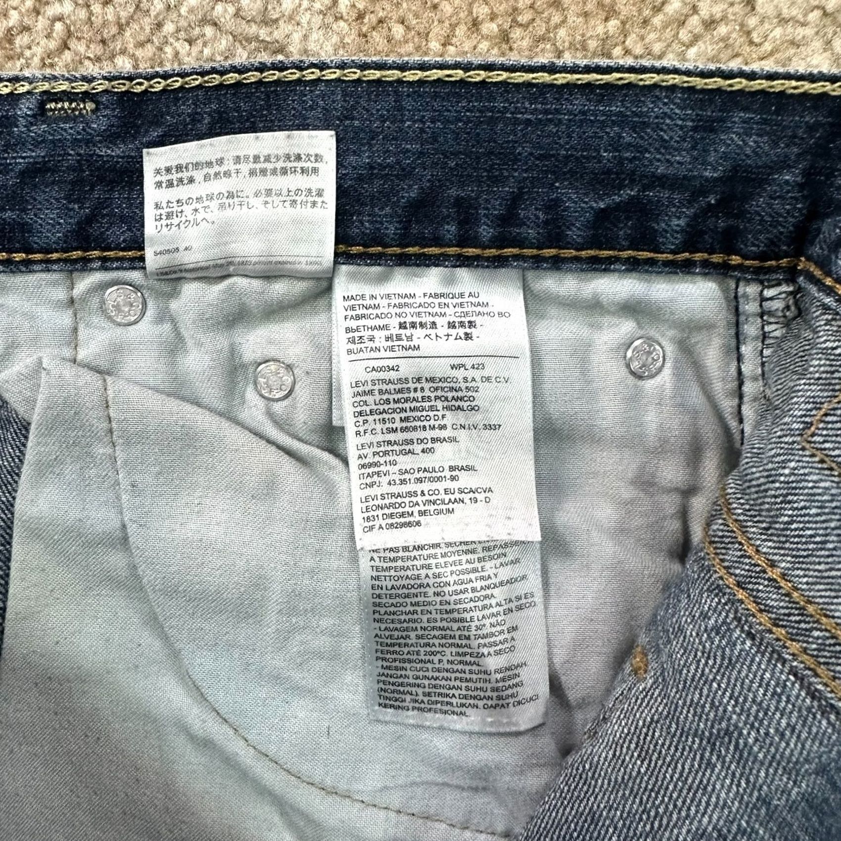 Levi's VINTAGE Levi's 569 Loose Straight Jeans Mens 40x32 Blue Denim Baggy Relaxed 90s Grunge Jeans Mens Size US 40 / EU 56 - 5 Thumbnail