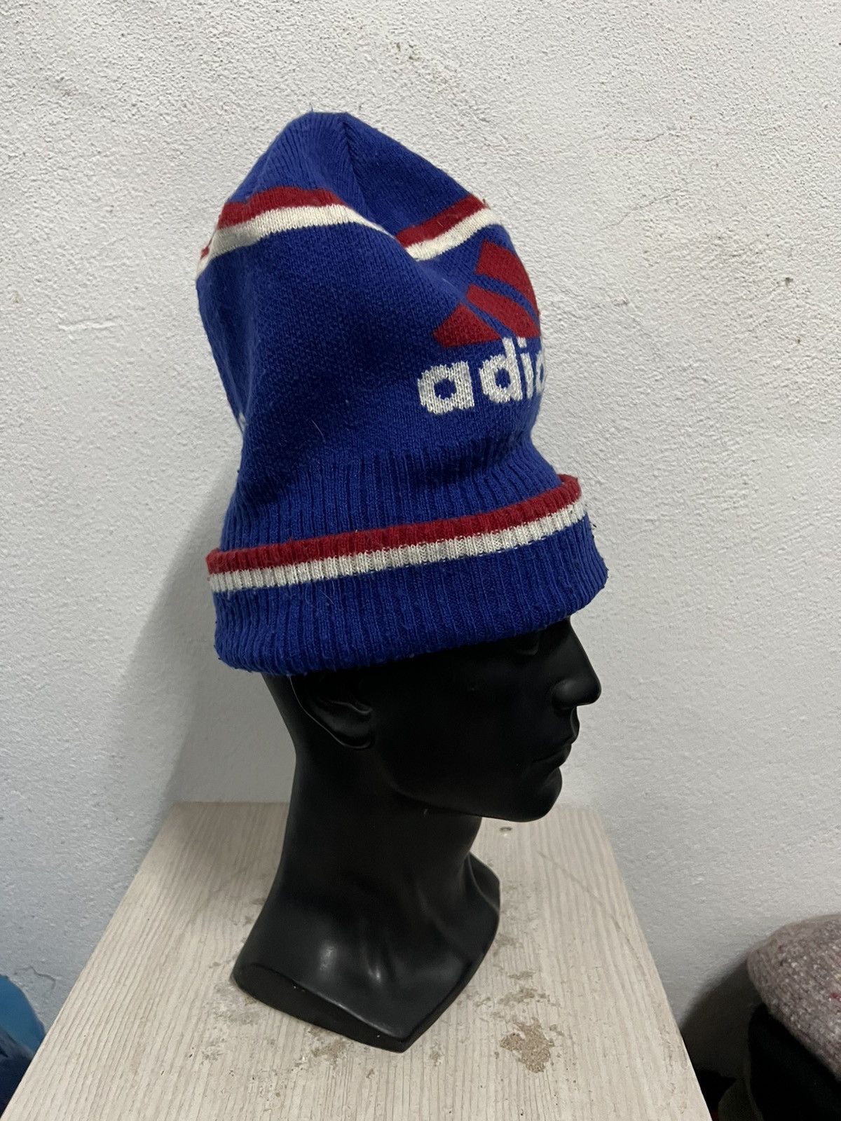 Adidas Vintage Adidas Spell Out Beanie Hat Size ONE SIZE - 4 Thumbnail