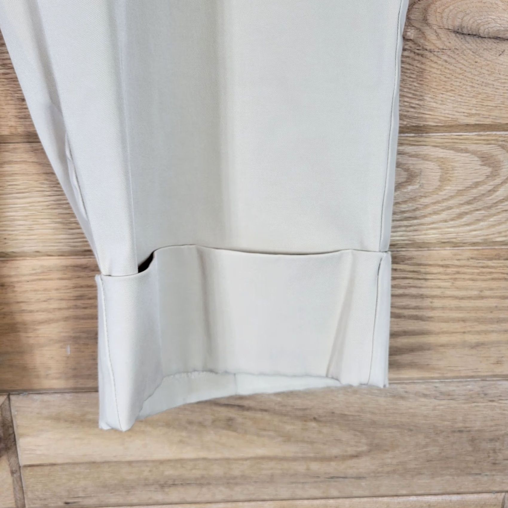 Vintage Studio 1940 Womens Beige Capri Pants Size 16W Size 38" / US 16 / IT 52 - 3 Thumbnail