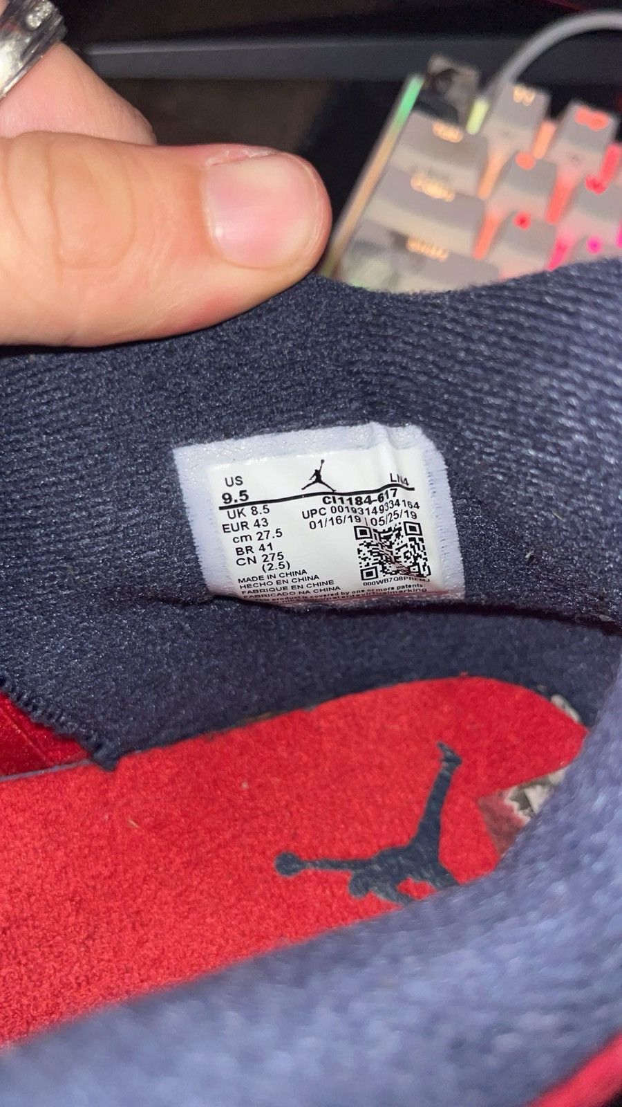 Jordan Brand 2019 Air Jordan 4 Retro GS ‘FIBA’ Size US 9.5 / EU 42-43 - 6 Thumbnail