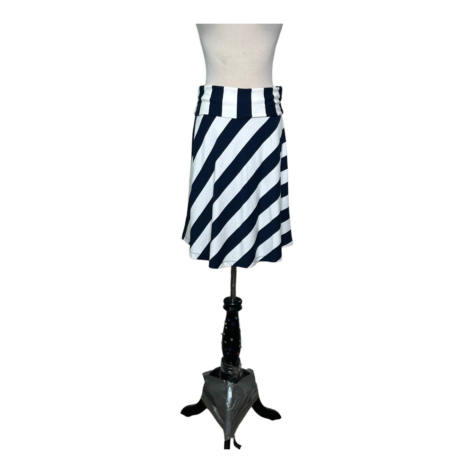 Gap Gap striped pull on nautical mini skirt size XS Size 28" / US 6 / IT 42 - 11 Thumbnail
