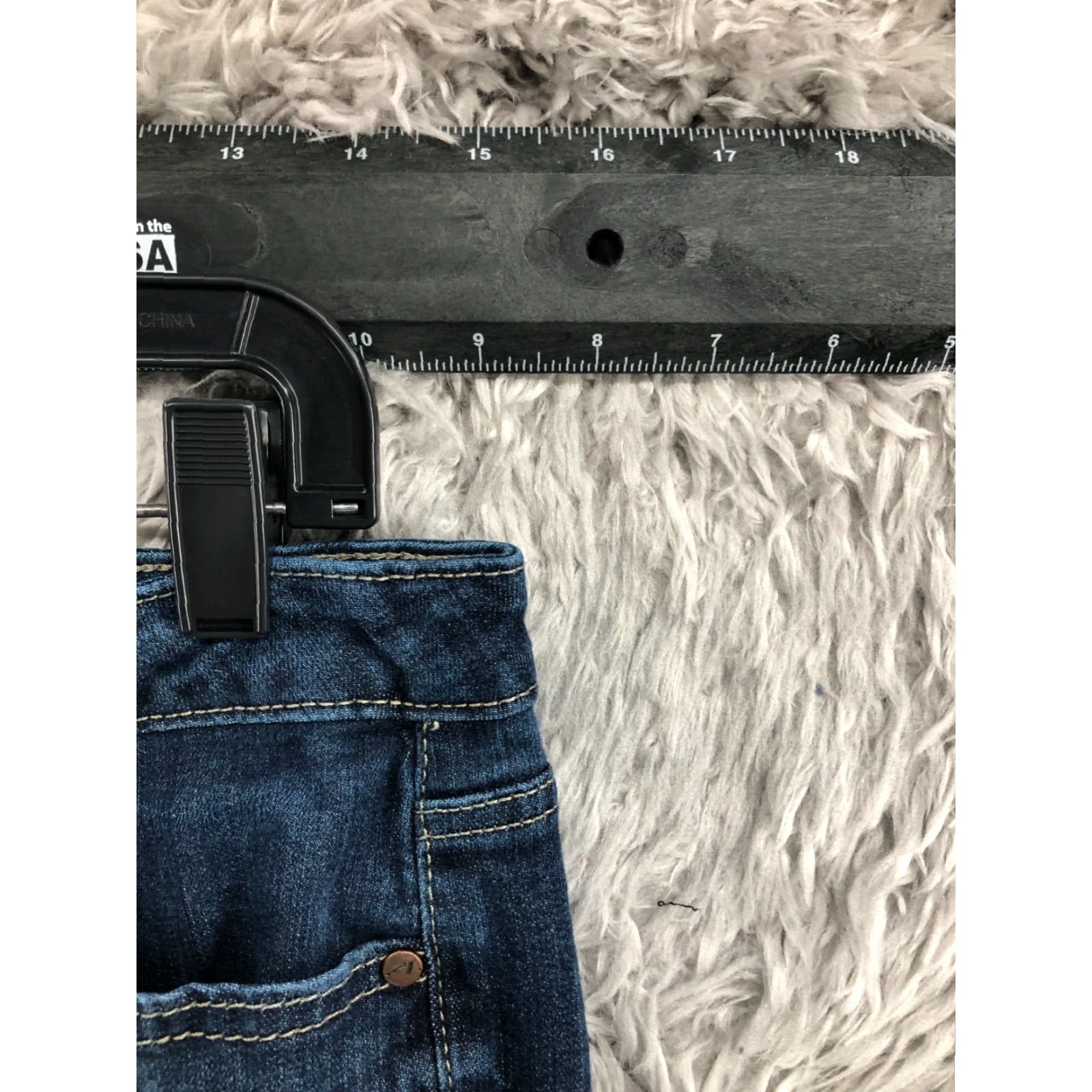 Vera Wang Vera Wang Capri Jeans Size 4 Womens Medium Wash Blue Capri Jeans Womens Medium Blue 5-Pocket Design Size 27" / US 4 / IT 40 - 2 Thumbnail