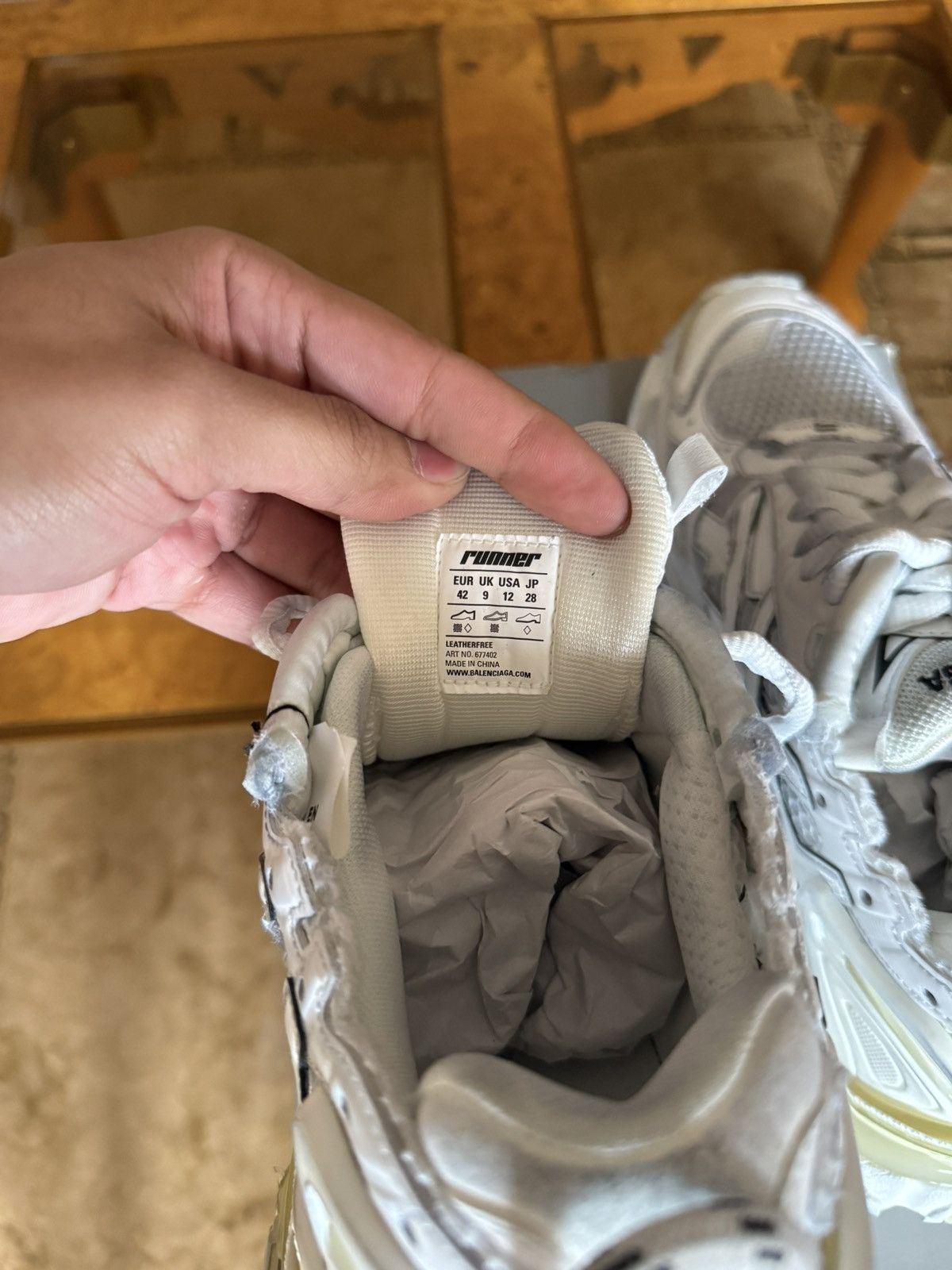 Balenciaga Balenciaga Runner White Size US 9 / EU 42 - 8 Thumbnail