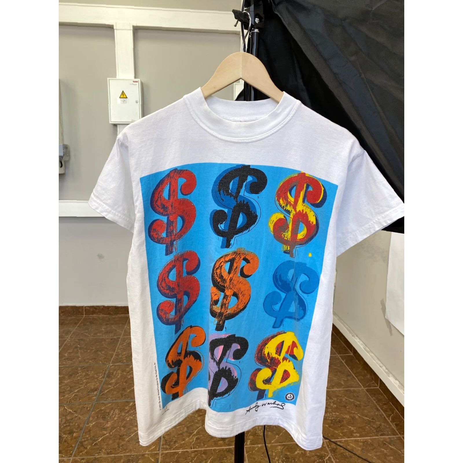 Vintage Vintage Andy Warhol Dollars Pop Art T-Shirt Mens S White Nike? Size US S / EU 44-46 / 1 - 2 Thumbnail