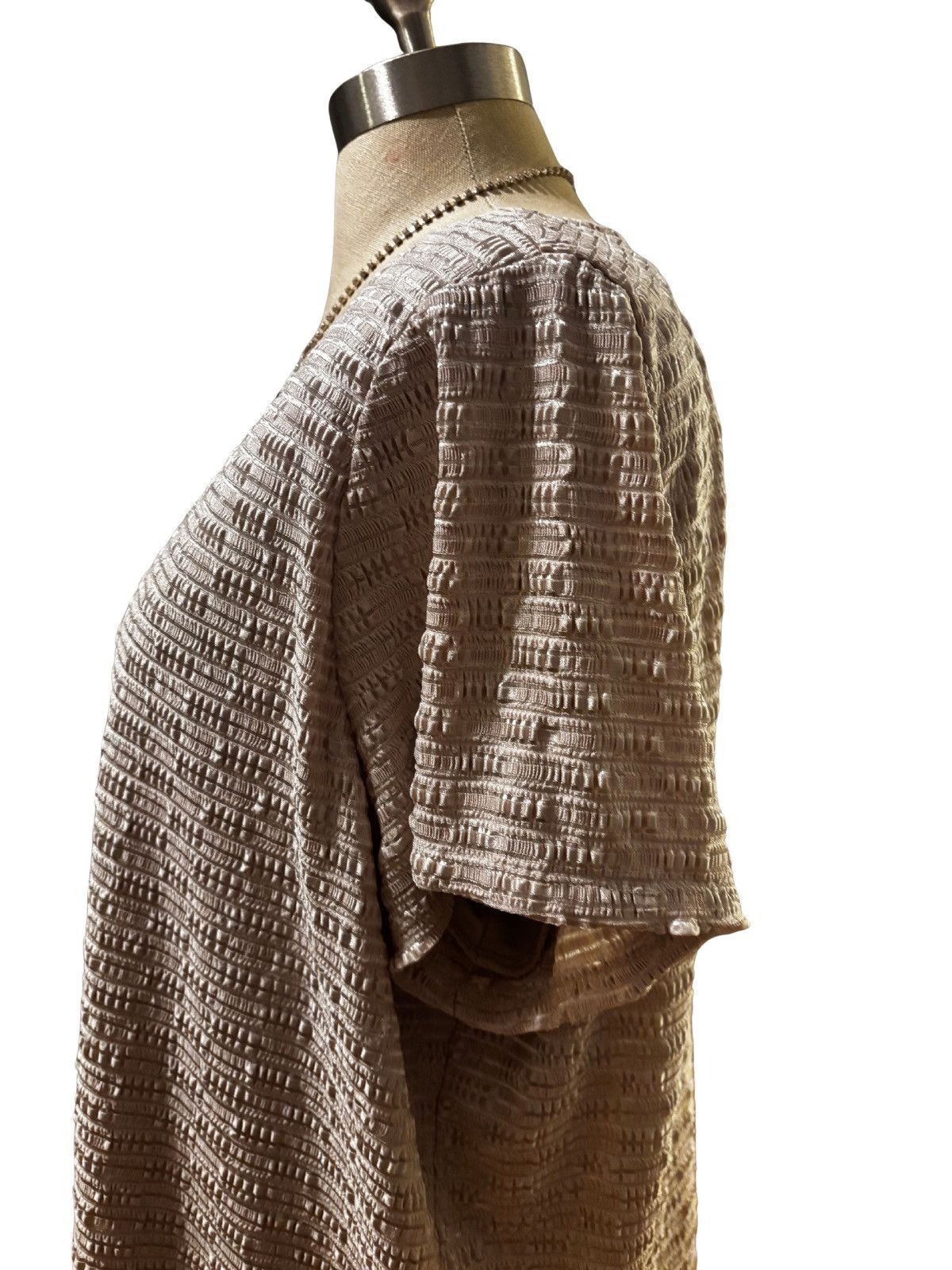 Laura Ashley Women’s beige texture Top.wt2604 Size XXL / US 16-18 / IT 52-54 - 4 Thumbnail