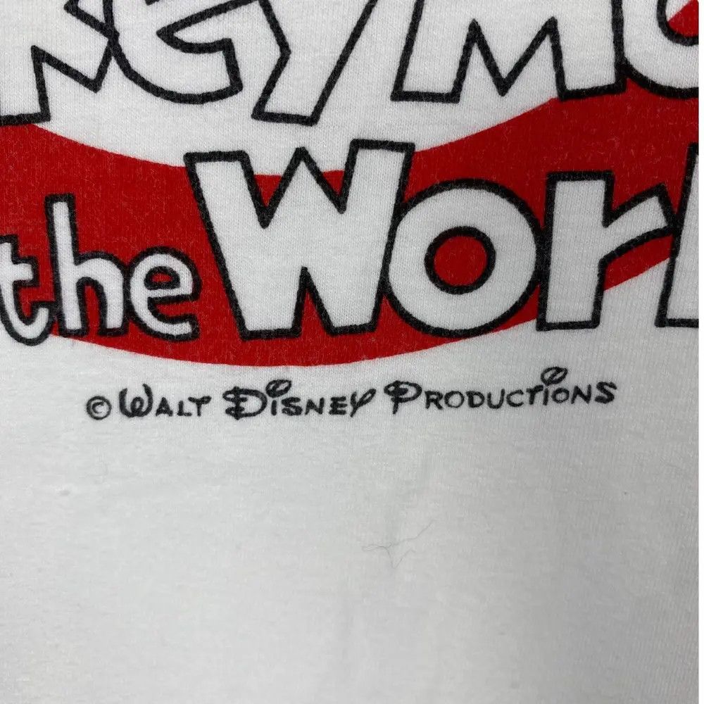 Disney Vintage 80's MICKEY MOUSE Of The World Cartoon Graphic Size US M / EU 48-50 / 2 - 3 Thumbnail