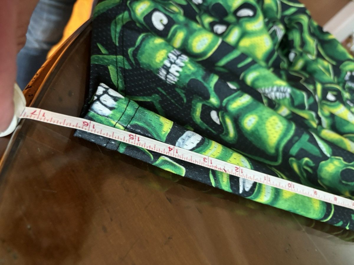 Other liquid blue skull style print neon slime green shorts mesh Size US 32 / EU 48 - 7 Thumbnail