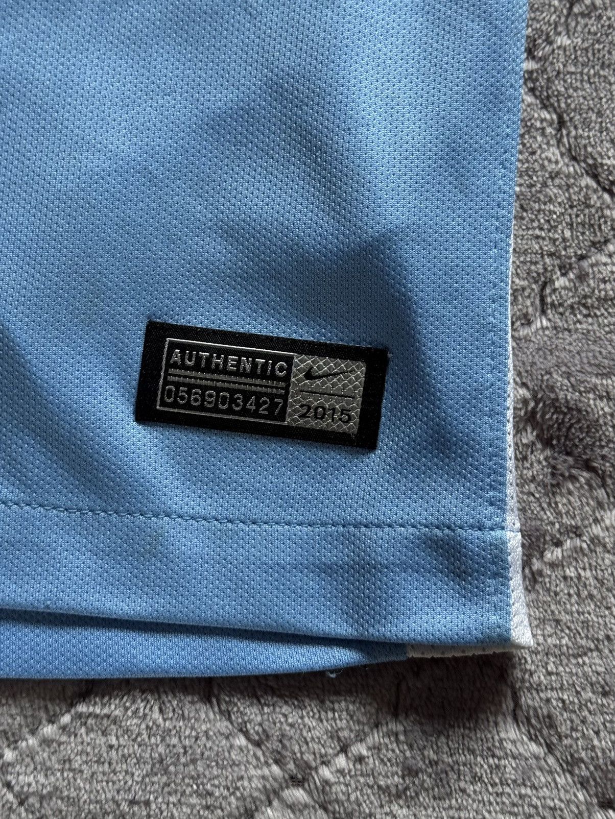 Vintage Vintage Nike Manchester City 2013/14 Home Jersey Size US XS / EU 42 / 0 - 8 Thumbnail