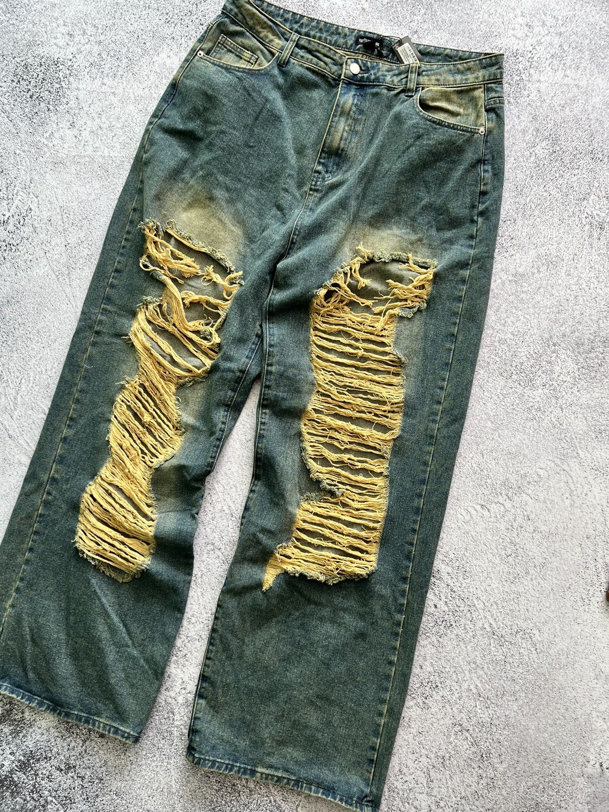 Japanese Brand INDIGO VINTAGE EXTREME RIP-FRONT STRAIGHT LEG OPIUM JEANS Size US 38 / EU 54 - 3 Thumbnail