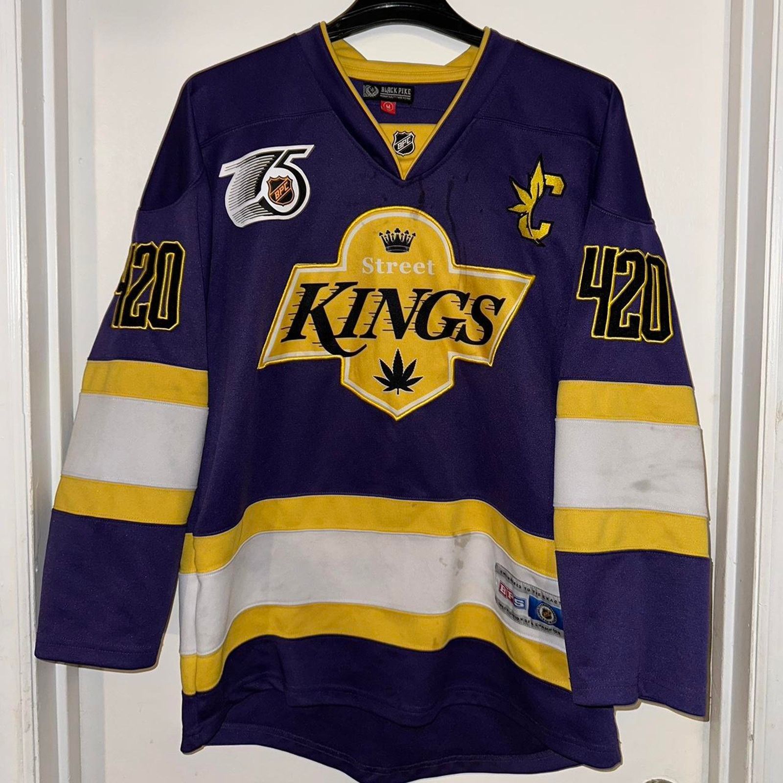 NHL Vintage Black Pike LA Kings Hockey Jersey Street Kings 420 M Size US M / EU 48-50 / 2 - 3 Thumbnail