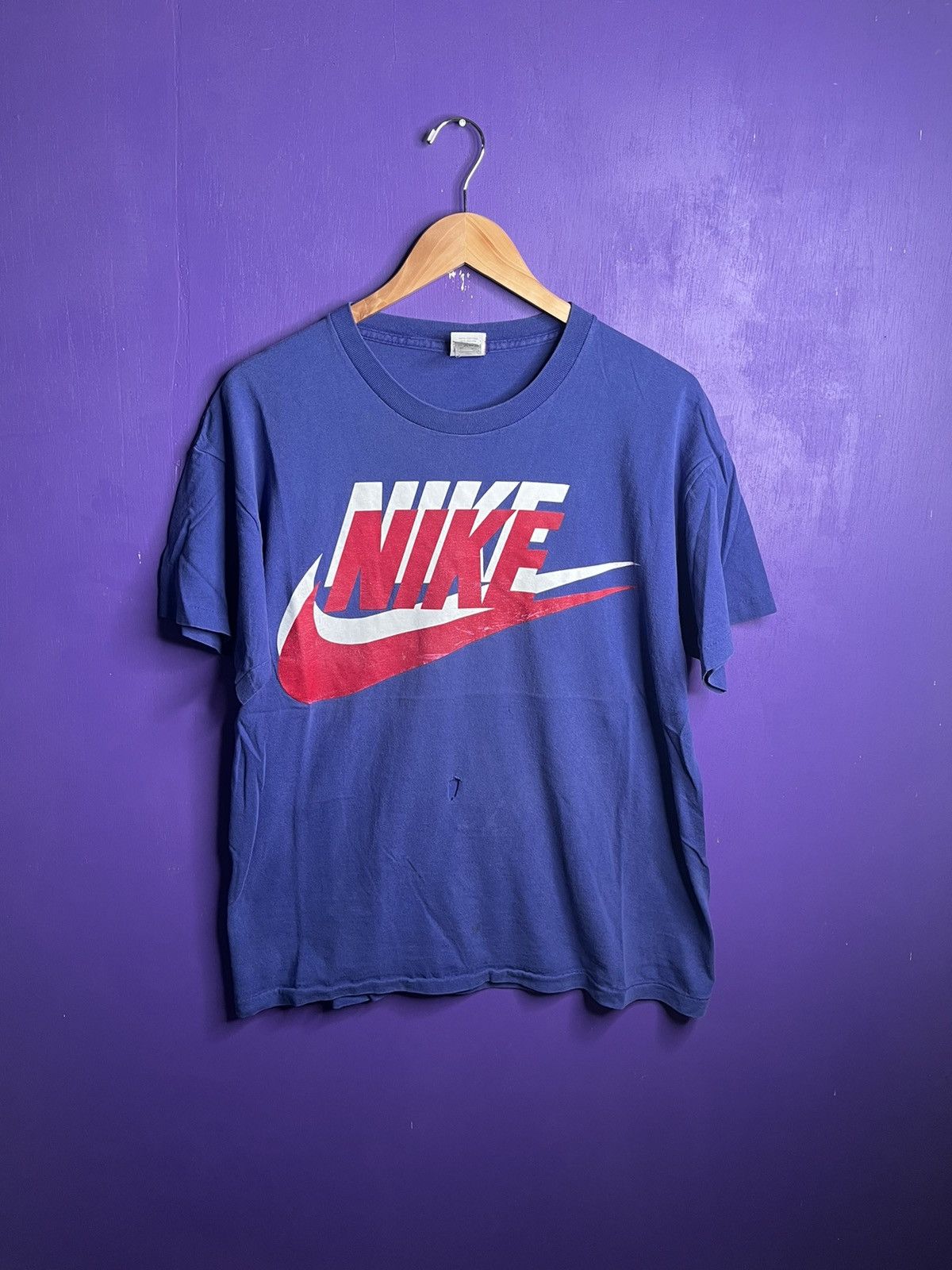 Nike × Vintage Vintage 90s Nike double logo faded t-shirt Size US L / EU 52-54 / 3 - 1 Thumbnail