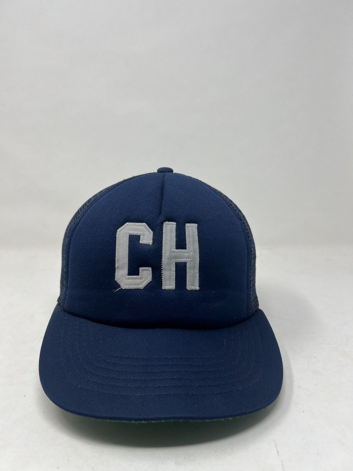 Vintage Vintage New Era CH Indigo Trucker Hat Size ONE SIZE - 1 Thumbnail