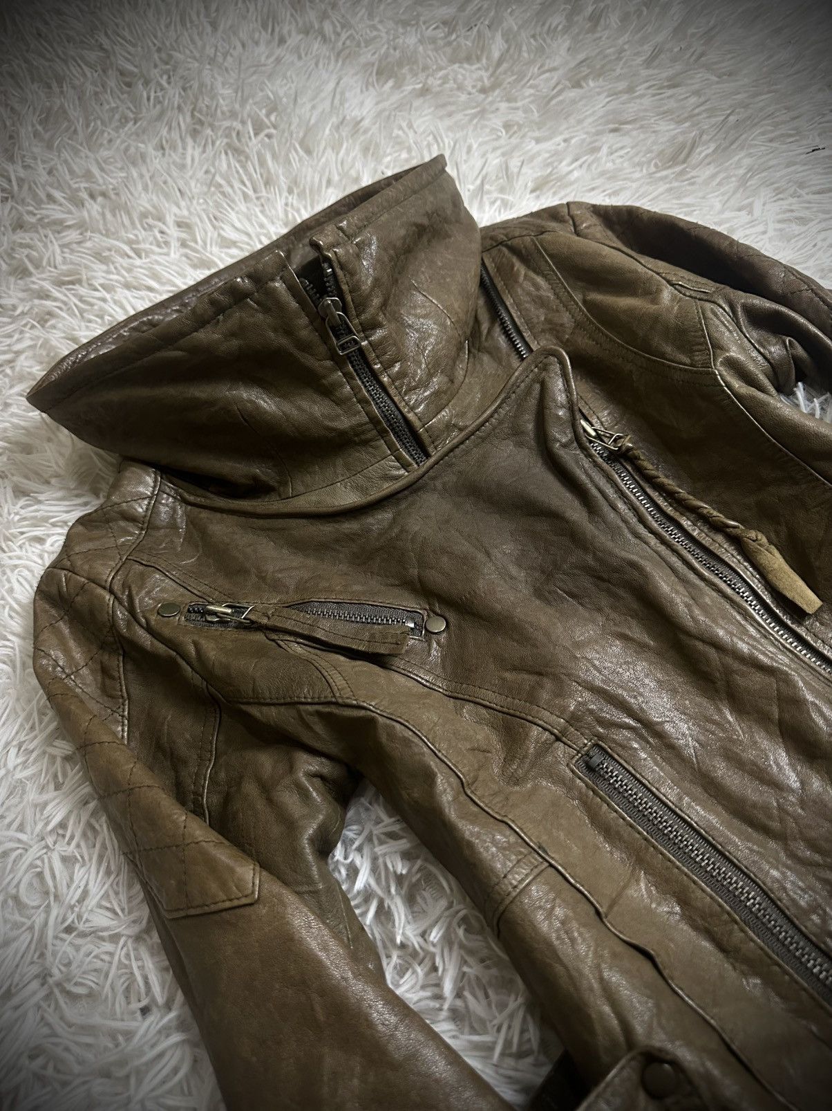 Le Grande Bleu (L.G.B.) rare 2000s italian asymmetric lamb skin leather biker jacket Size US S / EU 44-46 / 1 - 2 Thumbnail