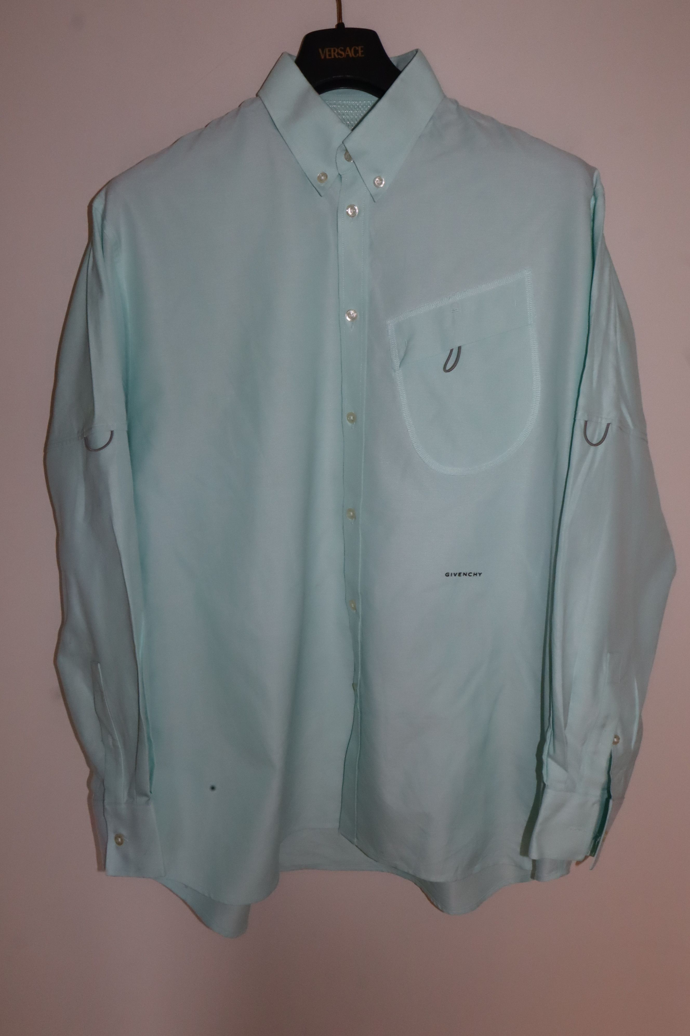 Givenchy Mint logo print shirt Size US S / EU 44-46 / 1 - 1 Thumbnail