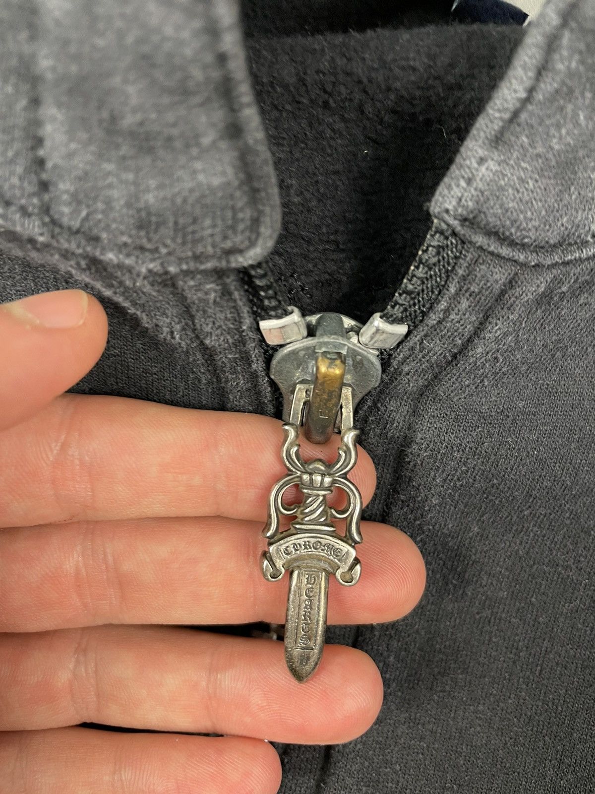 Chrome Hearts Chrome hearts Hoodie Dagger Leather Patch Horseshoe Spellout Size US L / EU 52-54 / 3 - 14 Thumbnail