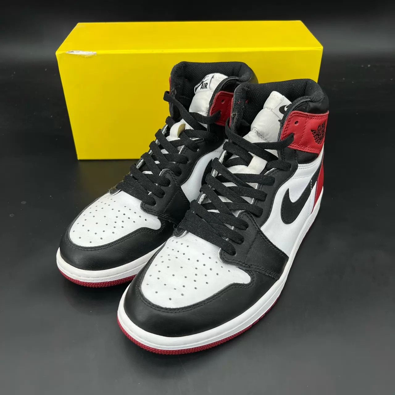 Nike AJ1 Black Toe 44 (Worn 1x, Near New) Boxed Size US 11 / EU 44 - 1 Thumbnail