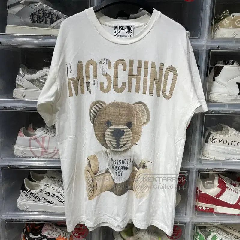 Moschino White Cotton T-Shirt with Teddy Bear .