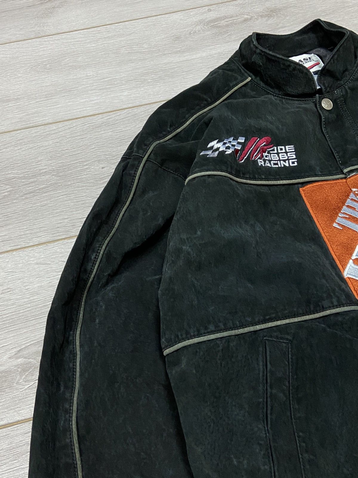 NASCAR Vintage NASCAR 90s The Home Deport Racing team jacket size L Size US L / EU 52-54 / 3 - 6 Thumbnail