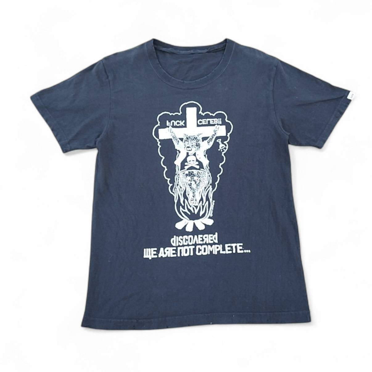 DISCOVERED Discovered we are no complete roast pork T-shirt Size US S / EU 44-46 / 1 - 1 Thumbnail