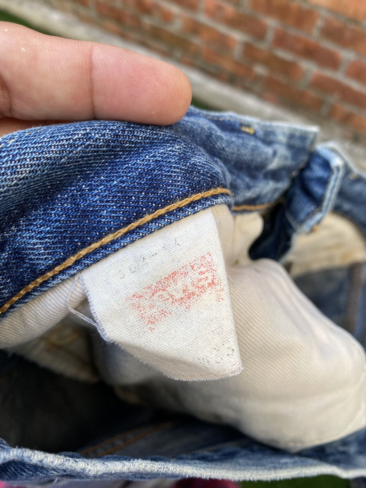 Levi's Vintage Clothing W33x29 Vintage levi's 502 big E redline distressed Size US 33 - 8 Thumbnail