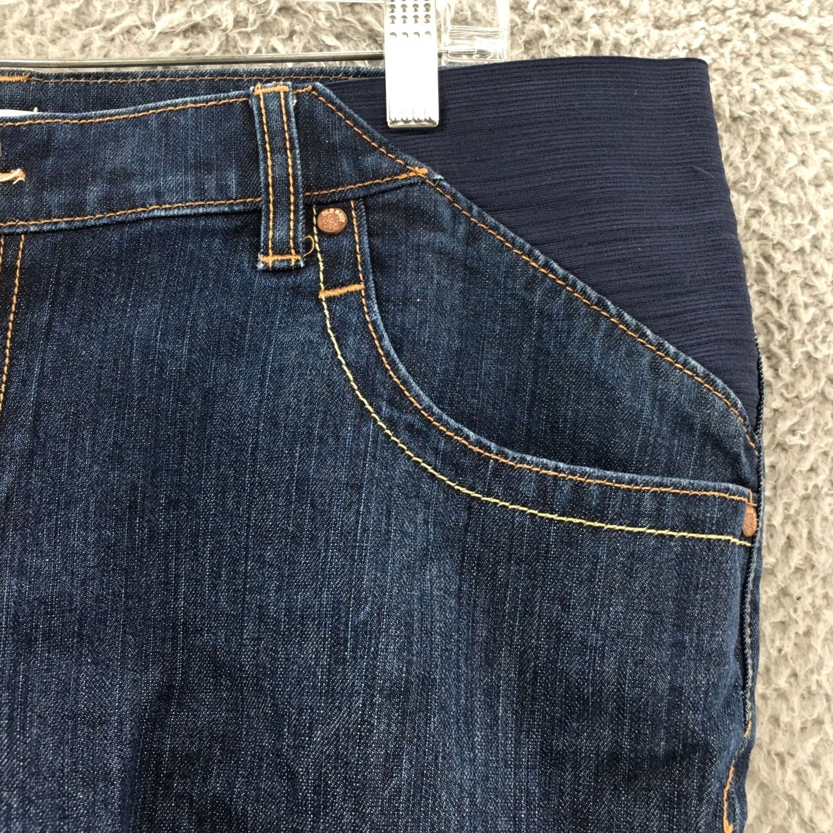 Old Navy Old Navy Bermuda Shorts Womens 12 Blue Denim Stretch Maternity Bermuda Shorts Womens 12 Blue Denim Stretch Size 34" / US 12 / IT 48 - 5 Thumbnail