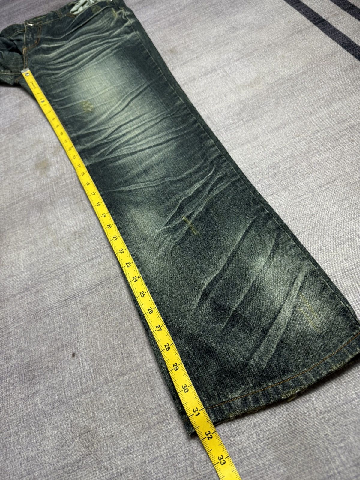 Tornado Mart DDONG SSAN TORNADO STYLE DENIM BUKAN PANTS Size US 35 - 17 Thumbnail